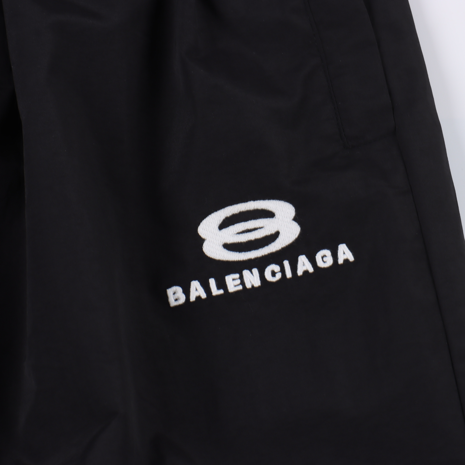 Balenciaga/巴黎世家 BLCG 24FW 双环字母刺绣运动长裤