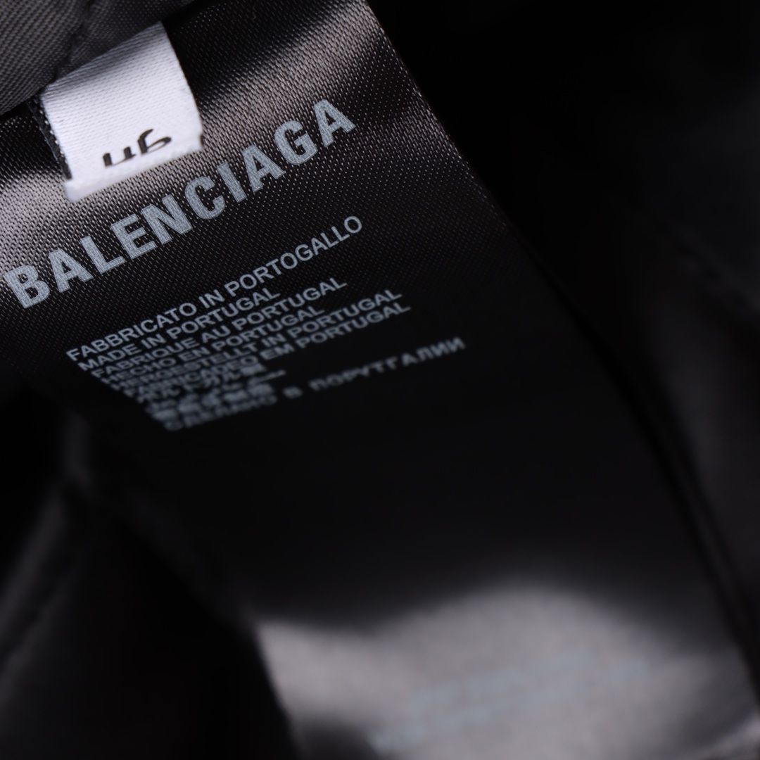 Balenciaga/ 巴黎世家 BLCG 新标双B锁扣提花翻领衬衫棉服