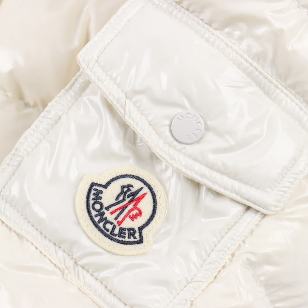 Moncler 蒙口2024早秋新品 Barante女士短款连帽羽绒收腰外套