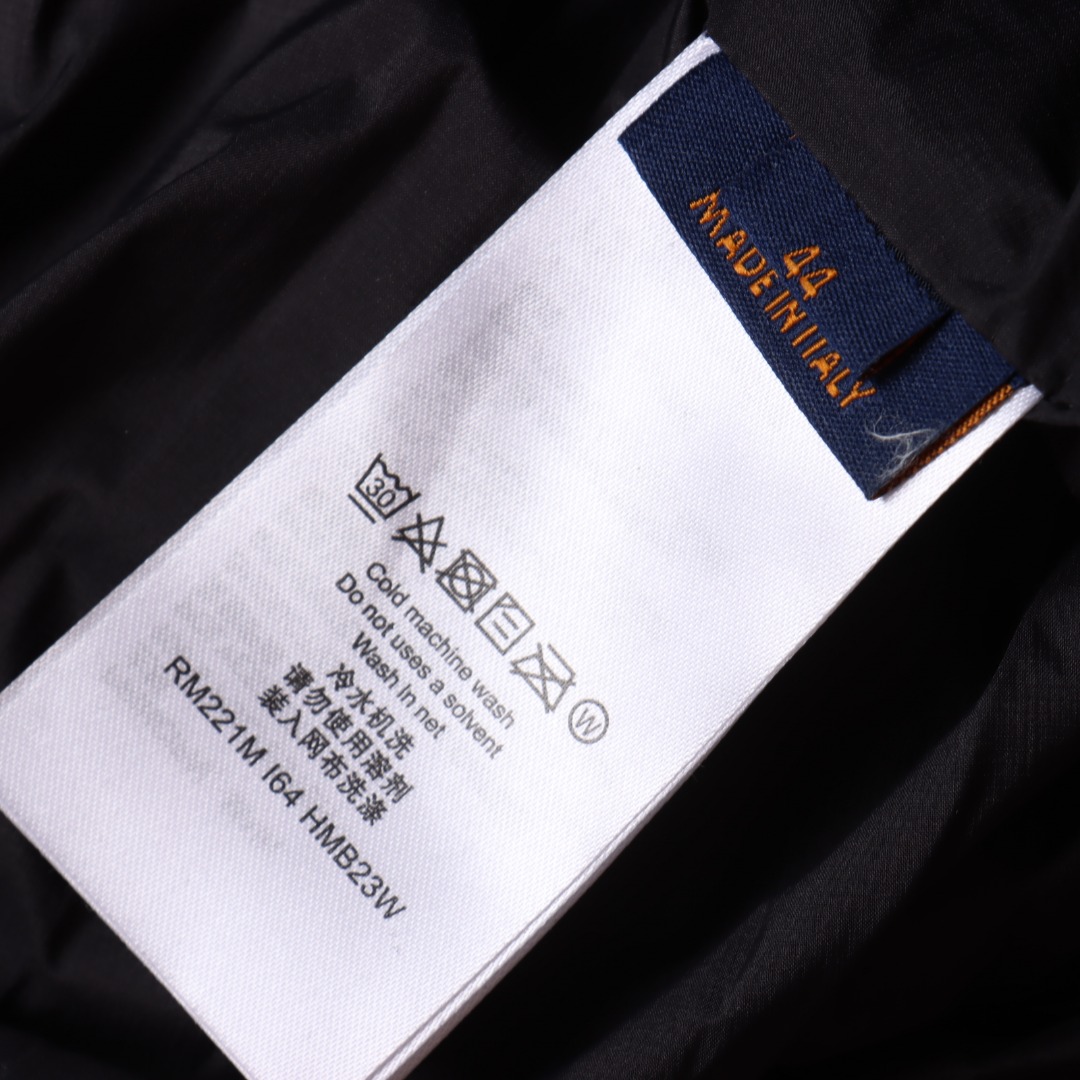 Louis Vuitton路易威登 限定款老花温感连帽羽绒服