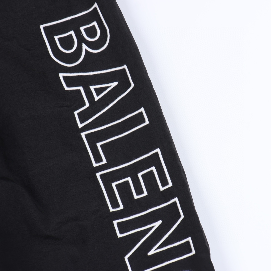 Balenciaga巴黎世家 BLCG 镂空字母刺绣运动套装长裤