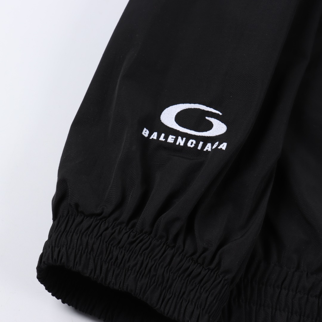 BALENCIAGA巴黎世家 BASKETBALL 系列 01号球衣夹克外套