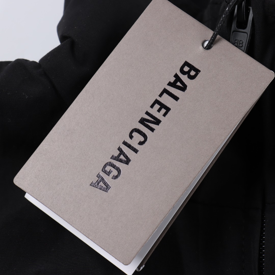 BALENCIAGA巴黎世家 BASKETBALL 系列 01号球衣夹克外套