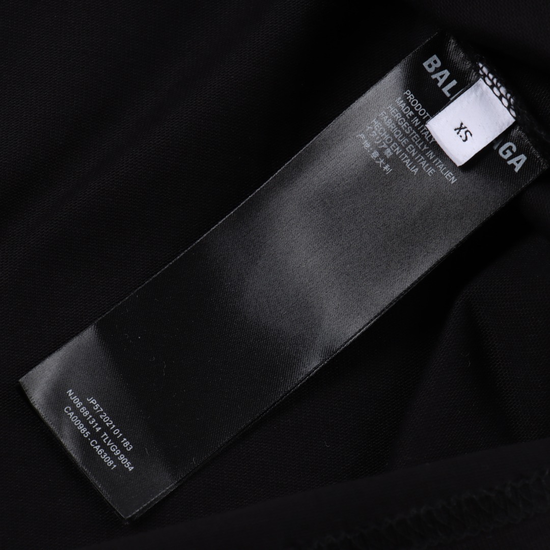 BALENCIAGA巴黎世家 图腾爱心字母短袖T恤