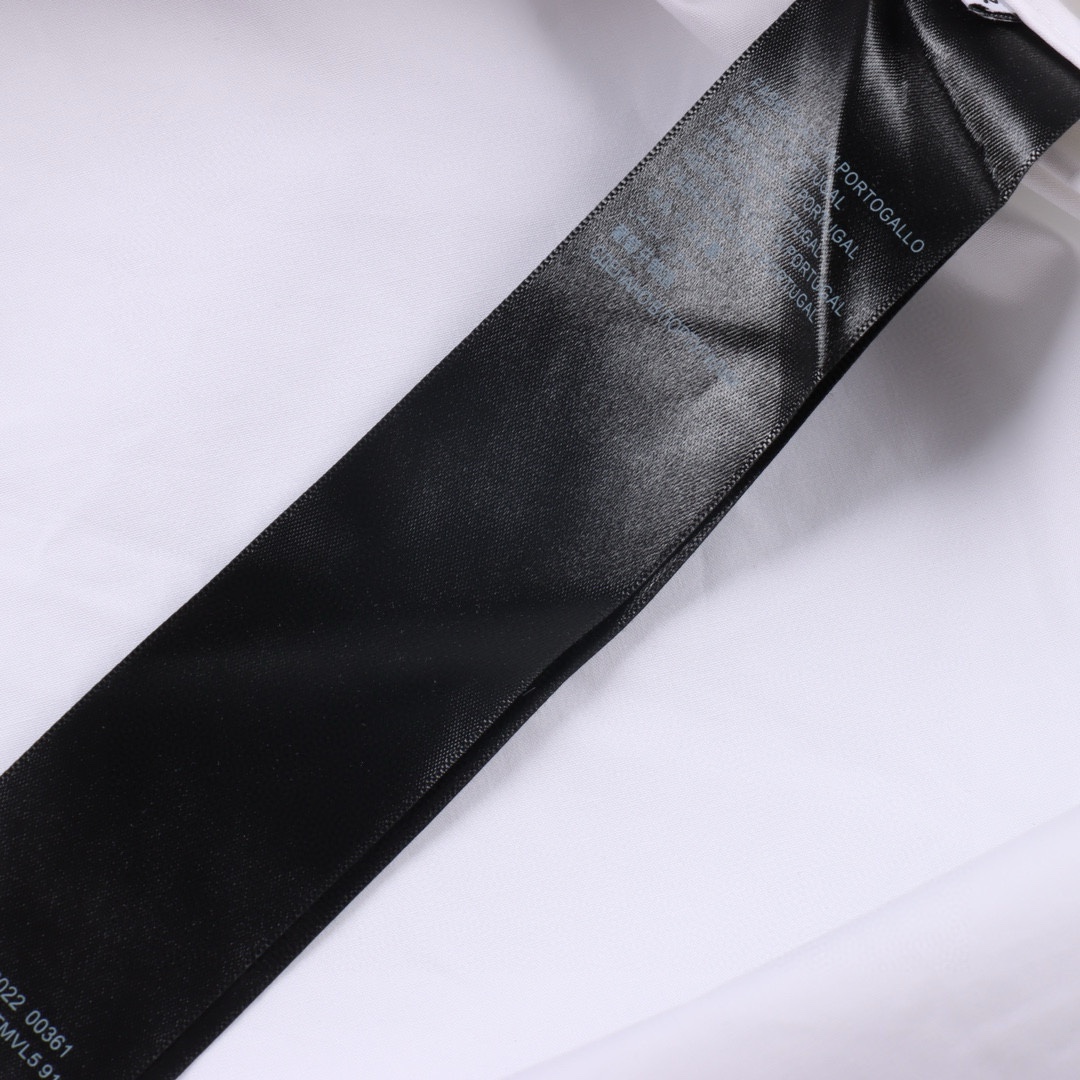 Balenciaga/巴黎世家 BLCG 24FW 领口字母刺绣长袖衬衫