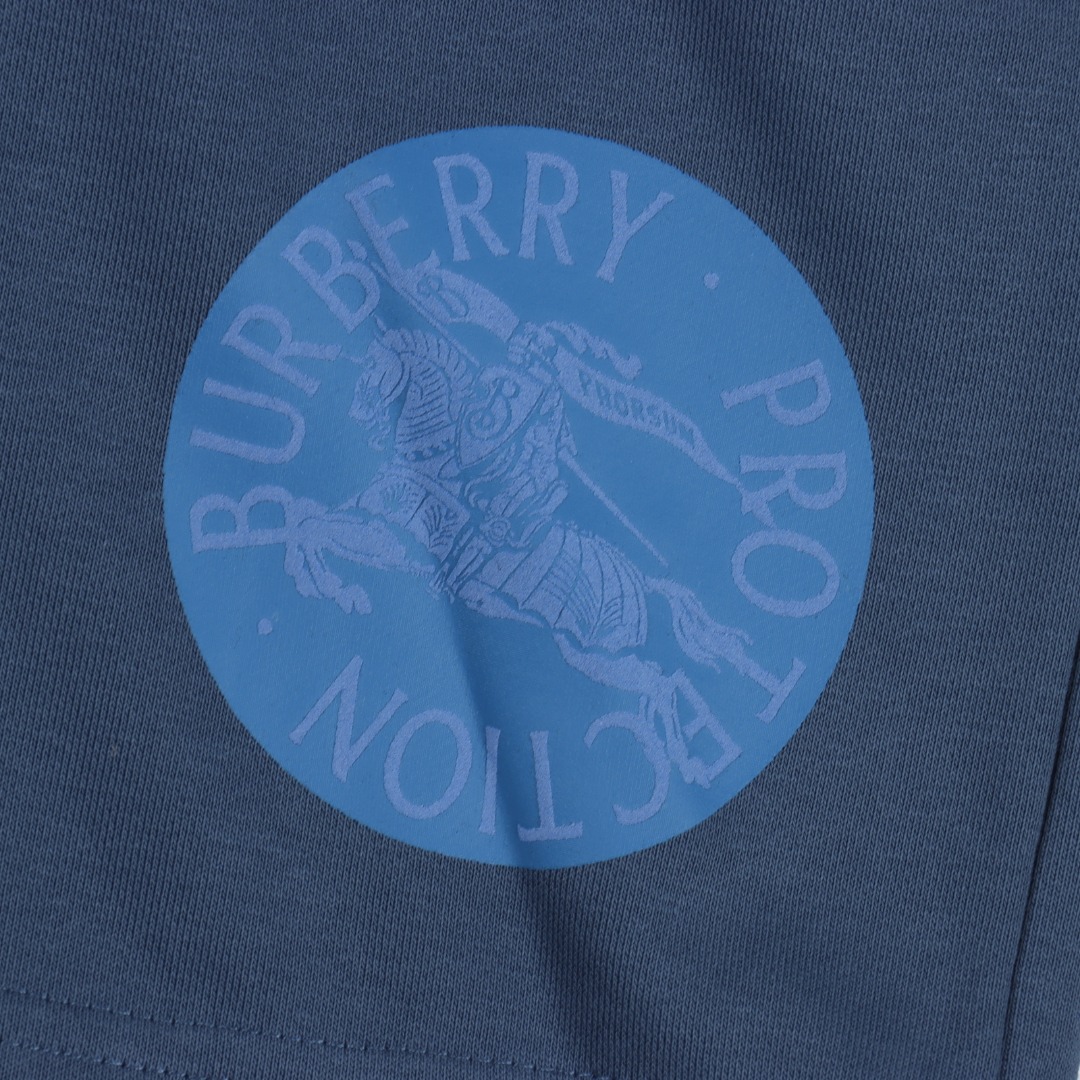 Burberry/巴宝莉 战马发泡短裤