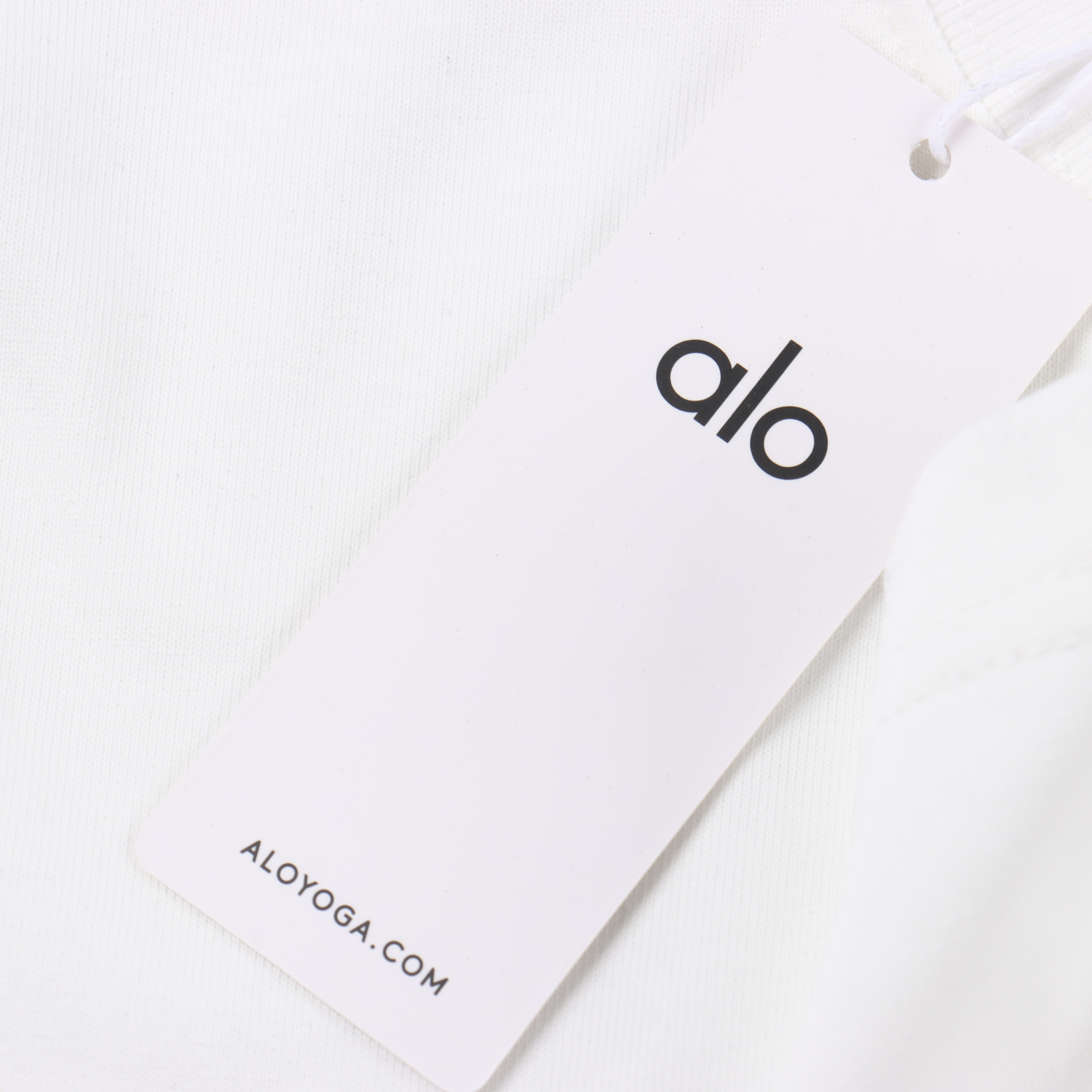 ALO 胸口发泡印花短袖 下摆 袖口都是破洞磨破的