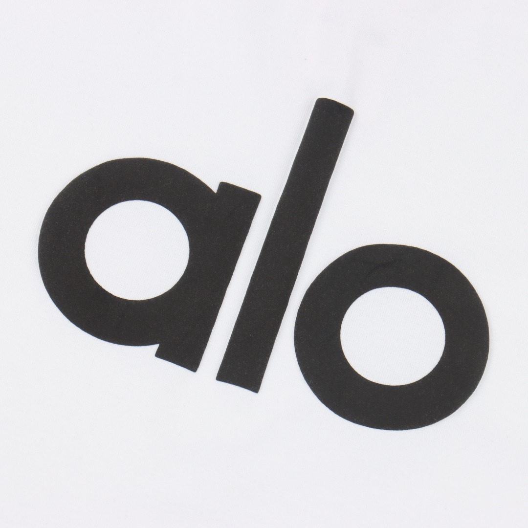 ALO 胸口发泡印花短袖 下摆 袖口都是破洞磨破的