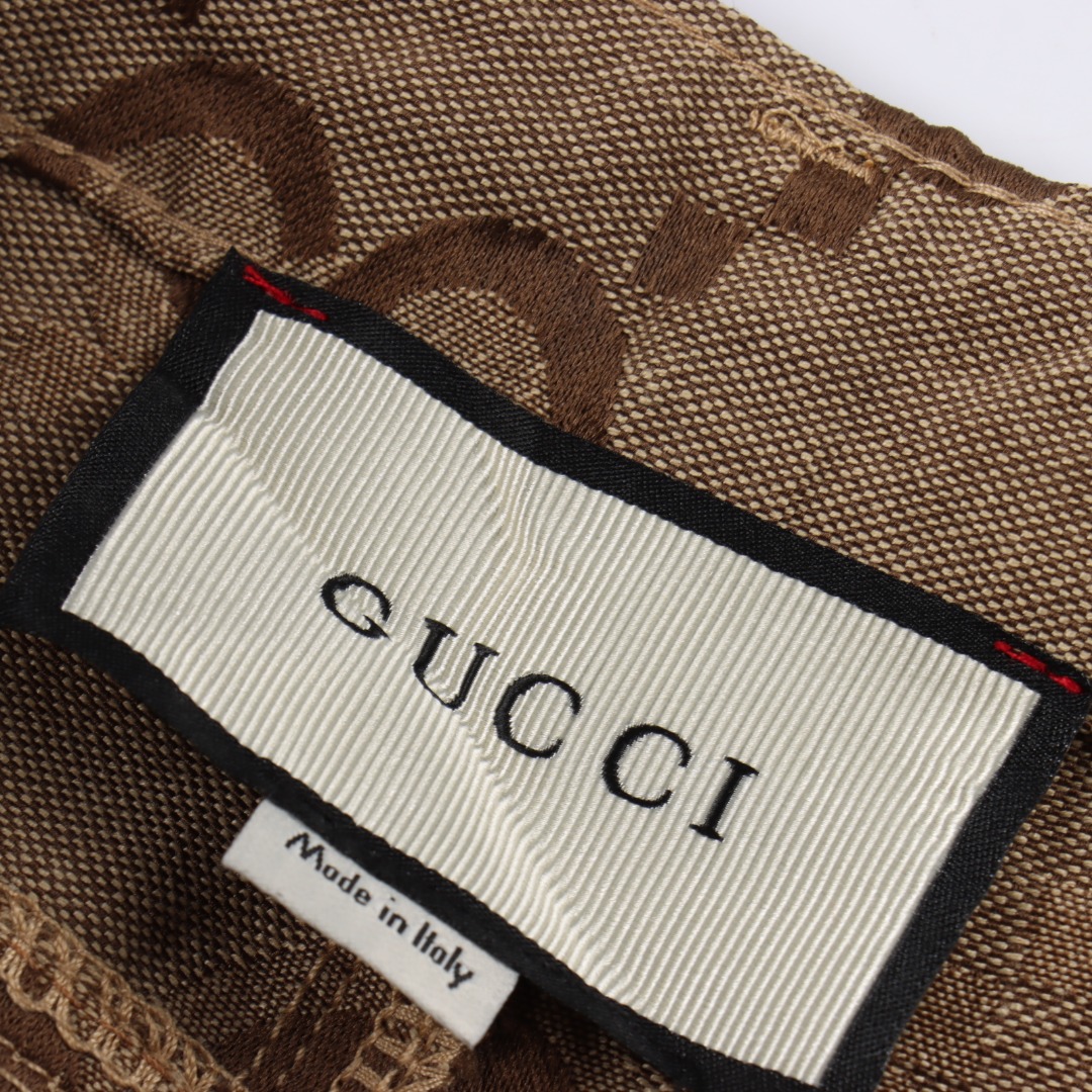Gucci古驰GC 25SS 直筒大提花皮标短裤 轻奢主义 卡其色