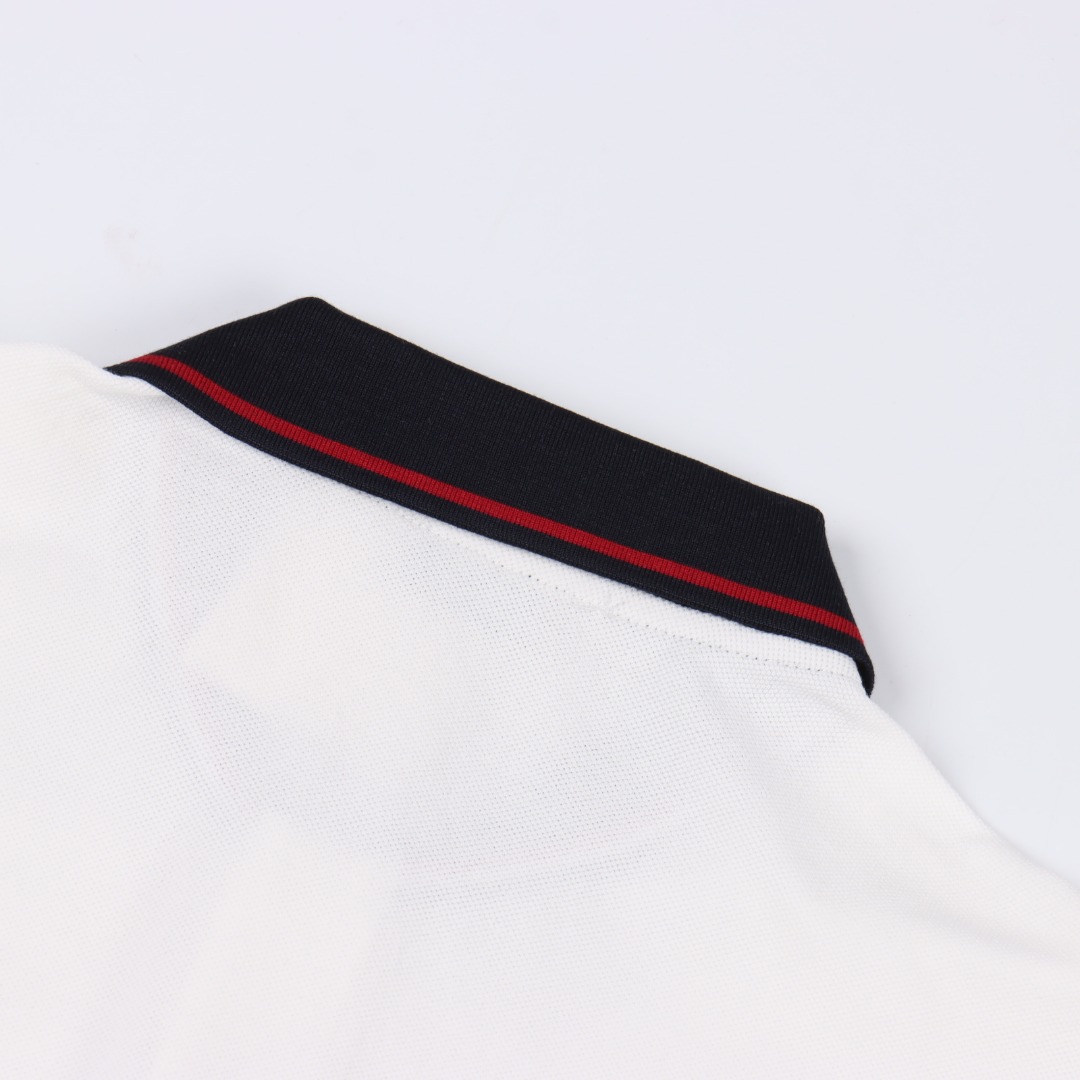 MONCLER/蒙口 胸口Logo贴饰刺绣短袖Polo衫 藏青 白色-Chinese UA Cheap High Quatity Brand Clothes Bags handbags Sneakers wholesale wholesaler seller from China Factory suppliers Fashion Clothing Shoes best Quality Beautiful Price MONCLER/蒙口 胸口Logo贴饰刺绣短袖Polo衫 藏青 白色