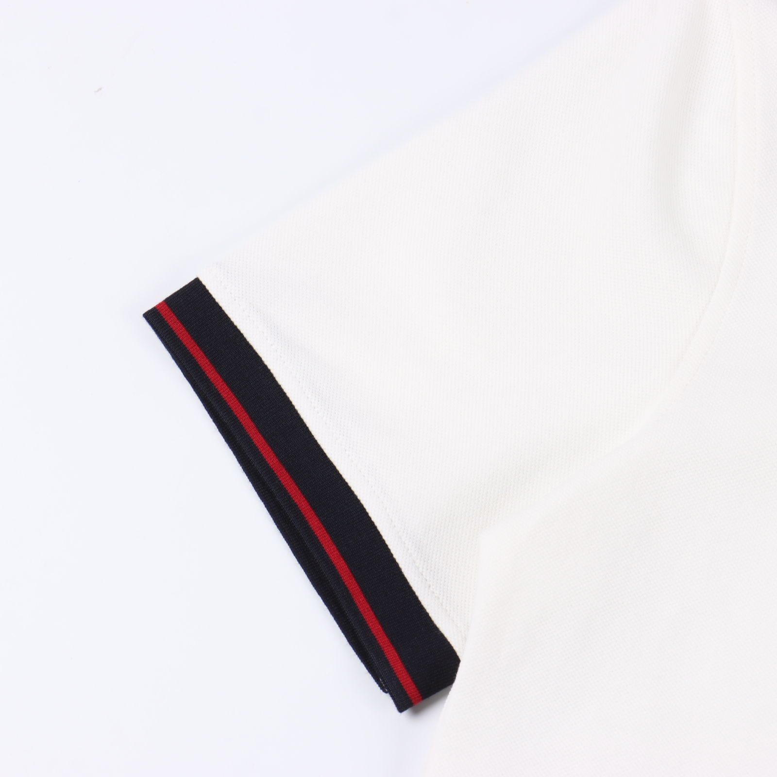 MONCLER/蒙口 胸口Logo贴饰刺绣短袖Polo衫 藏青 白色-Chinese UA Cheap High Quatity Brand Clothes Bags handbags Sneakers wholesale wholesaler seller from China Factory suppliers Fashion Clothing Shoes best Quality Beautiful Price MONCLER/蒙口 胸口Logo贴饰刺绣短袖Polo衫 藏青 白色