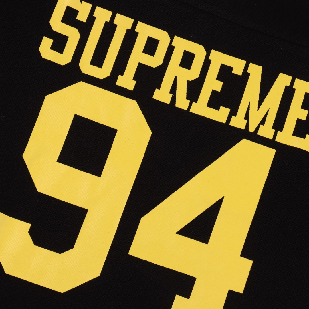 Supreme SS25 WEEK8 Split S/S Football Top 拼接图案罗纹圆领短袖