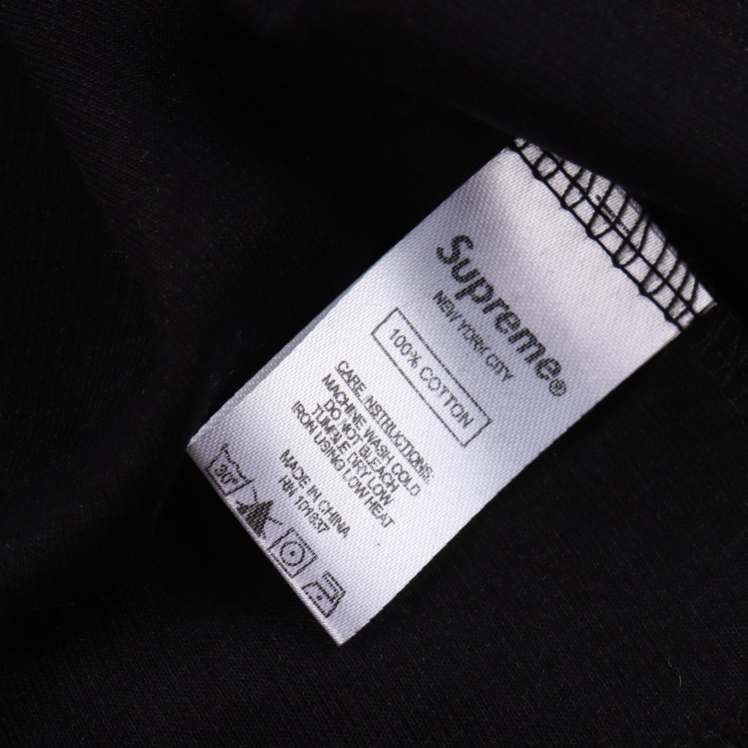 Supreme SS25 WEEK8 Split S/S Football Top 拼接图案罗纹圆领短袖