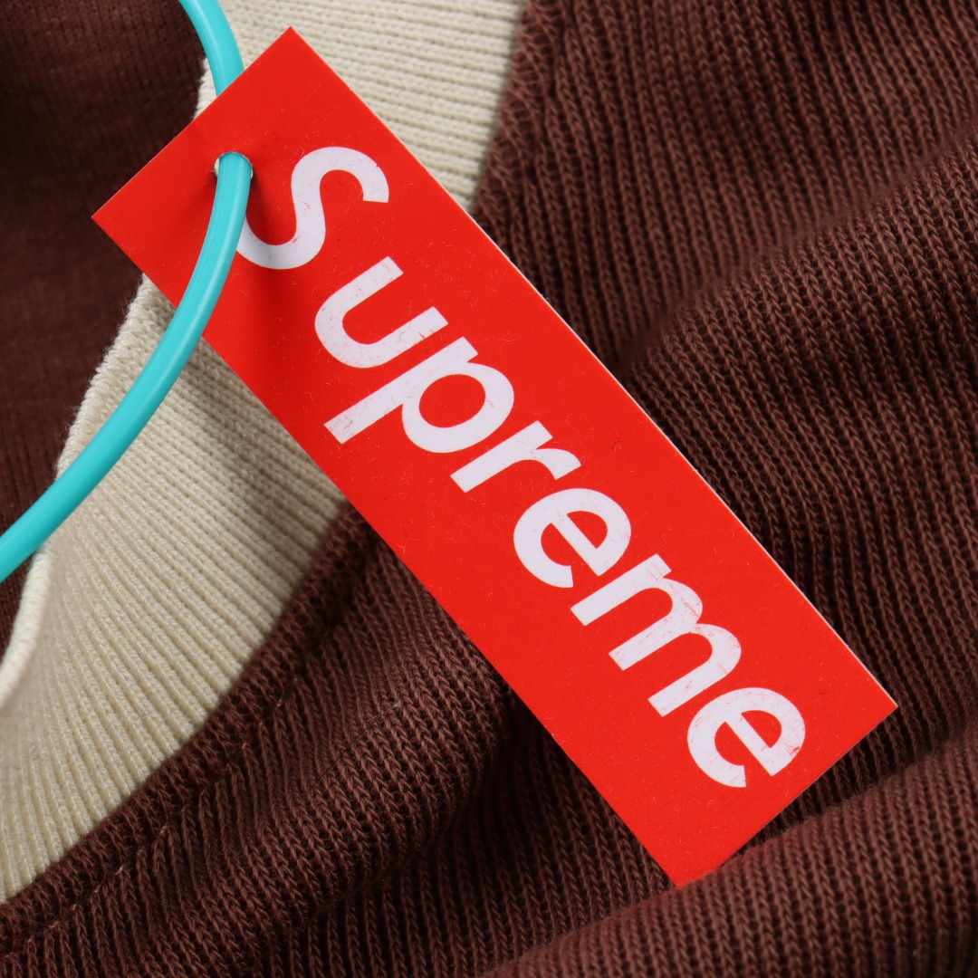 Supreme SS25 WEEK8 Split S/S Football Top 拼接图案罗纹圆领短袖