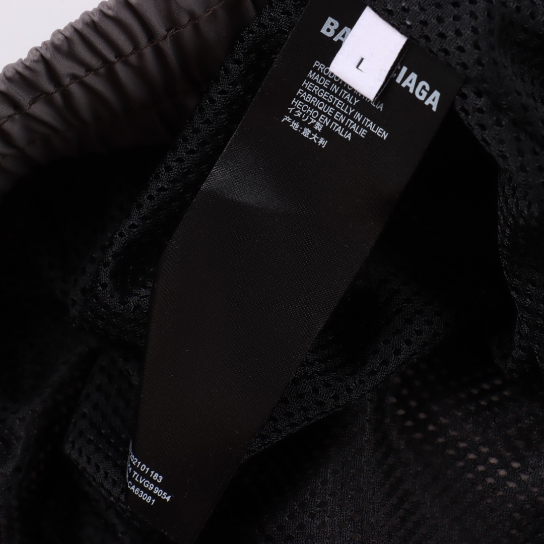 Balenciaga/巴黎世家 微标字母短裤-莆田鞋,莆田鞋货源,高仿鞋,高仿鞋货源,安福档口,莆田高仿鞋,莆田鞋批发,高仿鞋批发,莆田高仿运动鞋,高仿运动鞋,莆田运动鞋 Balenciaga/巴黎世家 微标字母短裤