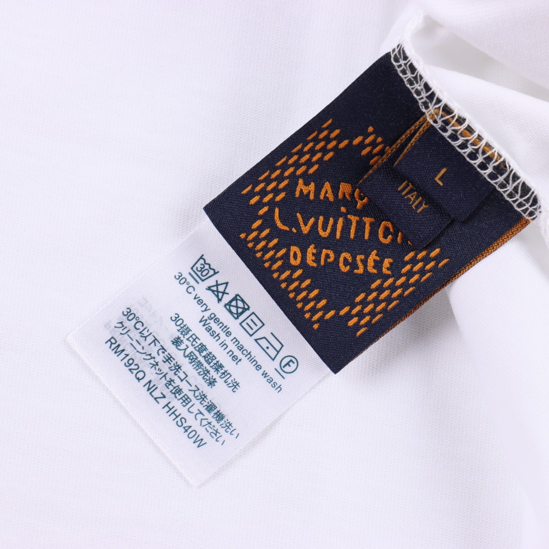 Louis Vuitton/路易威登 满印渐变字母印花短袖T恤-Chinese UA Cheap High Quatity Brand Clothes Bags handbags Sneakers wholesale wholesaler seller from China Factory suppliers Fashion Clothing Shoes best Quality Beautiful Price Louis Vuitton/路易威登 满印渐变字母印花短袖T恤