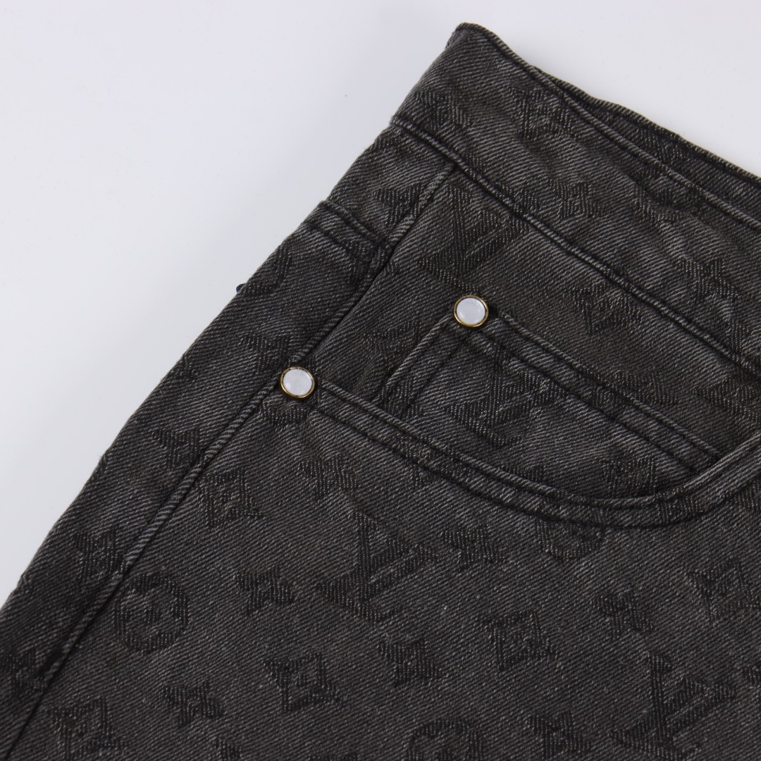 Louis Vuitton/路易威登1V 25FW 满印老花灰提花牛仔夹克灰色-Chinese UA Cheap High Quatity Brand Clothes Bags handbags Sneakers wholesale wholesaler seller from China Factory suppliers Fashion Clothing Shoes best Quality Beautiful Price Louis Vuitton/路易威登1V 25FW 满印老花灰提花牛仔夹克灰色