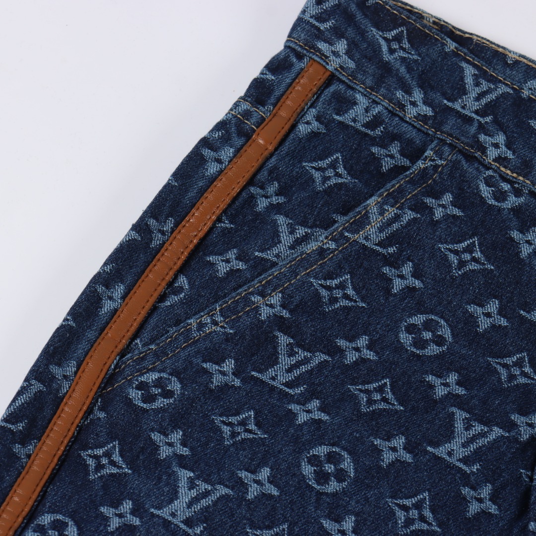 Louis Vuitton/路易威登 1V 25FW 侧面卡其条纹饰带满印老花提花牛仔长裤 蓝色-Chinese UA Cheap High Quatity Brand Clothes Bags handbags Sneakers wholesale wholesaler seller from China Factory suppliers Fashion Clothing Shoes best Quality Beautiful Price Louis Vuitton/路易威登 1V 25FW 侧面卡其条纹饰带满印老花提花牛仔长裤 蓝色