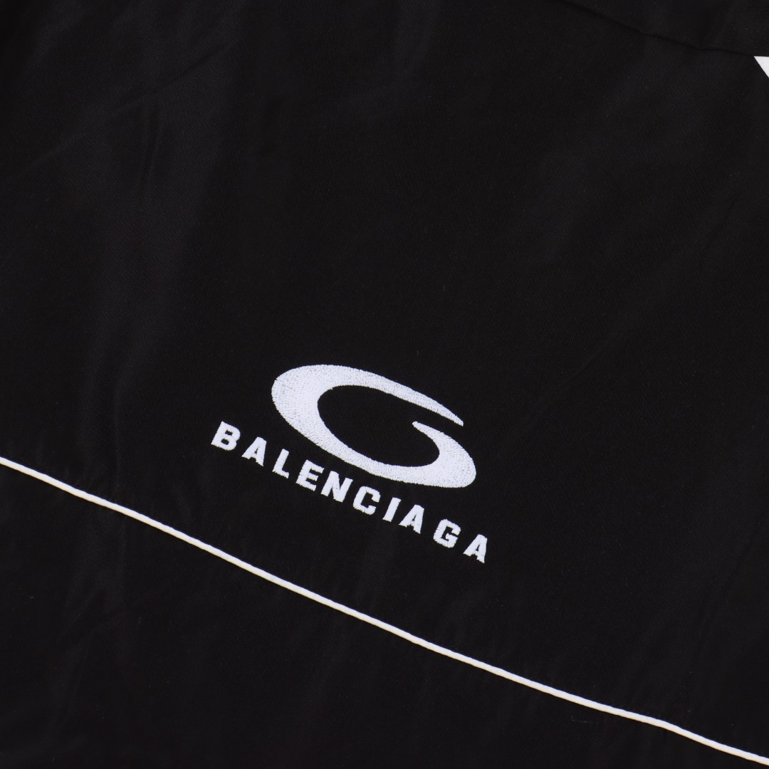 Balenciaga/巴黎世家 BLCG 25FW 五道杠半环刺绣运动套装-Chinese UA Cheap High Quatity Brand Clothes Bags handbags Sneakers wholesale wholesaler seller from China Factory suppliers Fashion Clothing Shoes best Quality Beautiful Price Balenciaga/巴黎世家 BLCG 25FW 五道杠半环刺绣运动套装