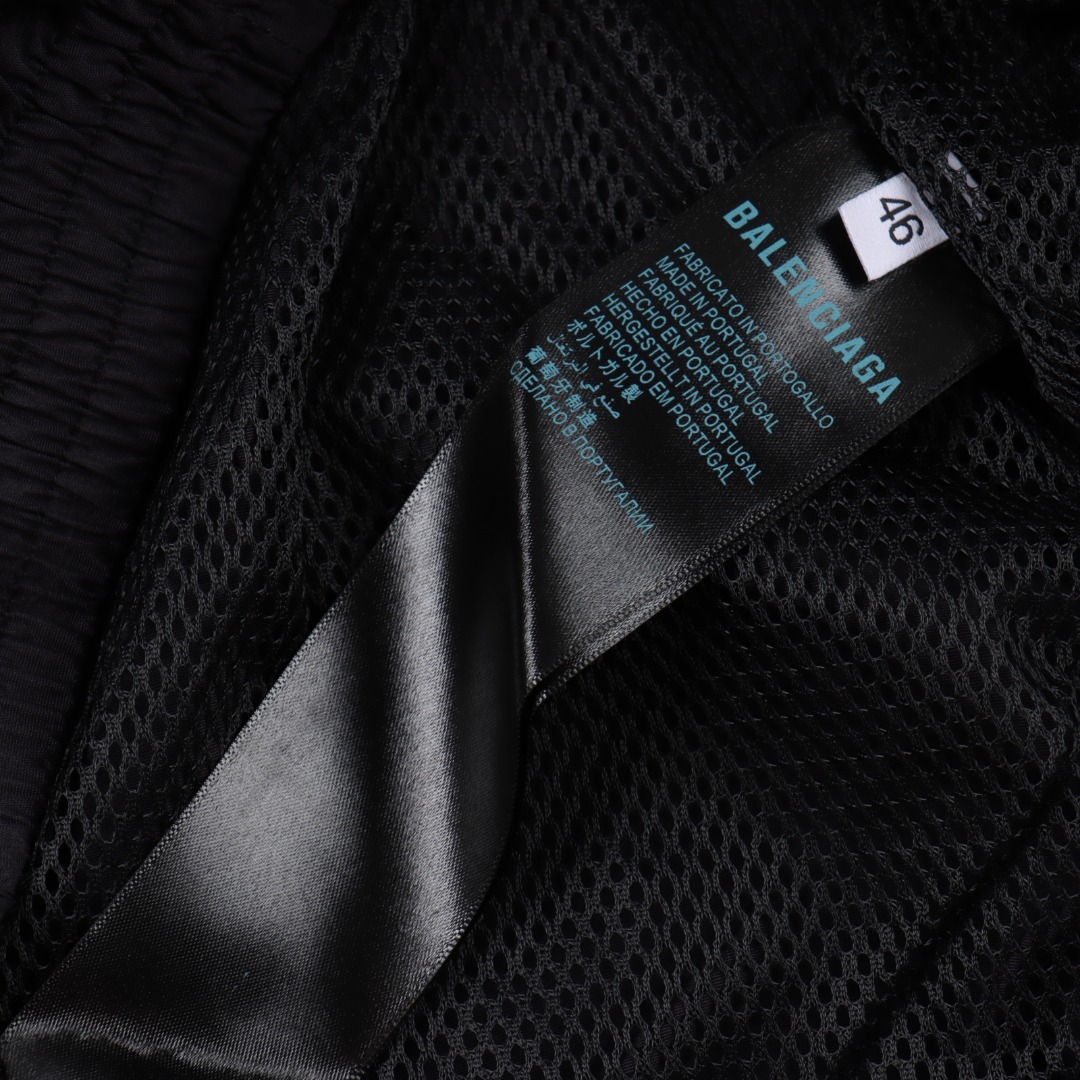 Balenciaga/巴黎世家 BLCG 25FW 71兰博基尼联名印花防水运动外套-Chinese UA Cheap High Quatity Brand Clothes Bags handbags Sneakers wholesale wholesaler seller from China Factory suppliers Fashion Clothing Shoes best Quality Beautiful Price Balenciaga/巴黎世家 BLCG 25FW 71兰博基尼联名印花防水运动外套