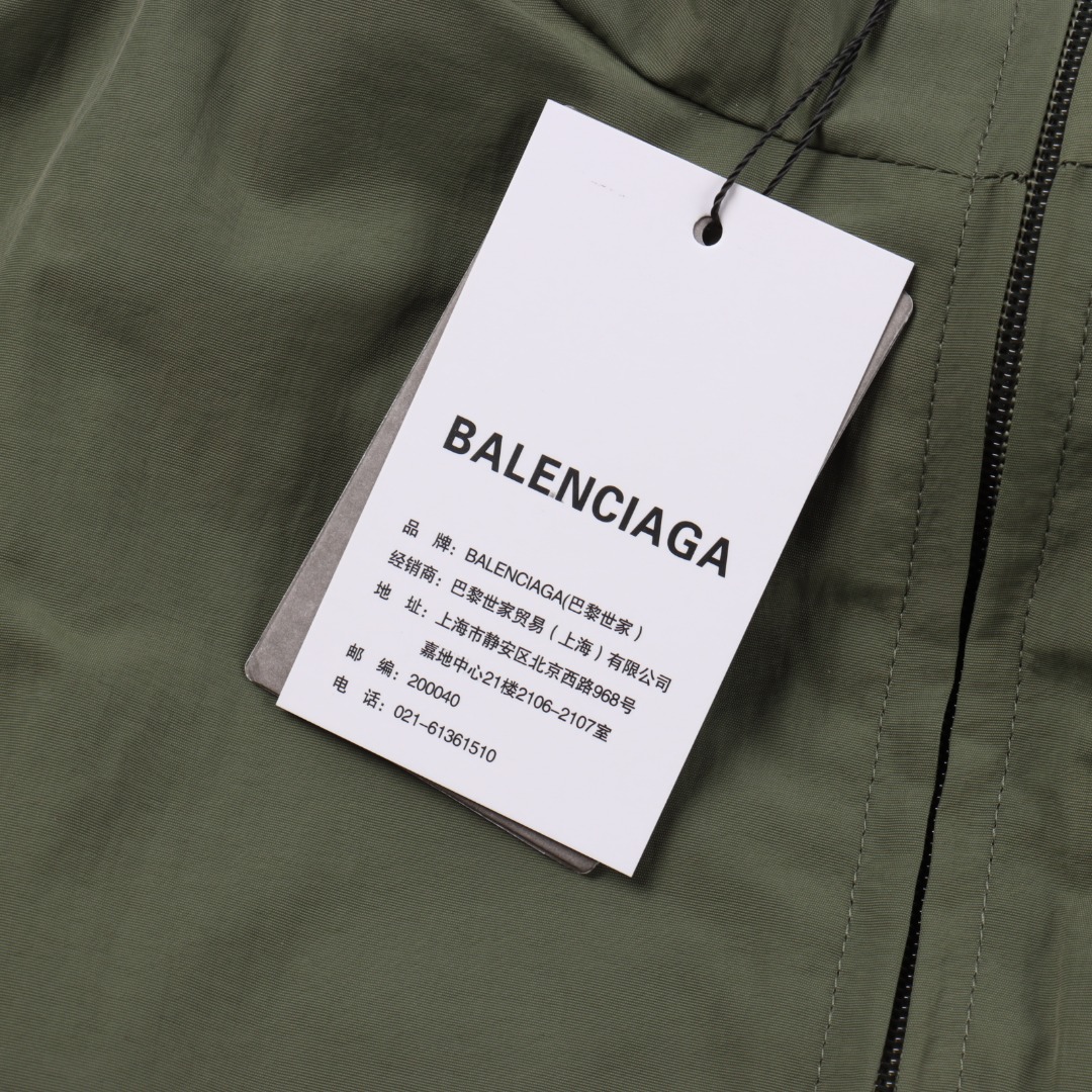Balenciaga/ 巴黎世家 BLCG 25FW 双B黑胶带墨绿防水冲锋衣夹克