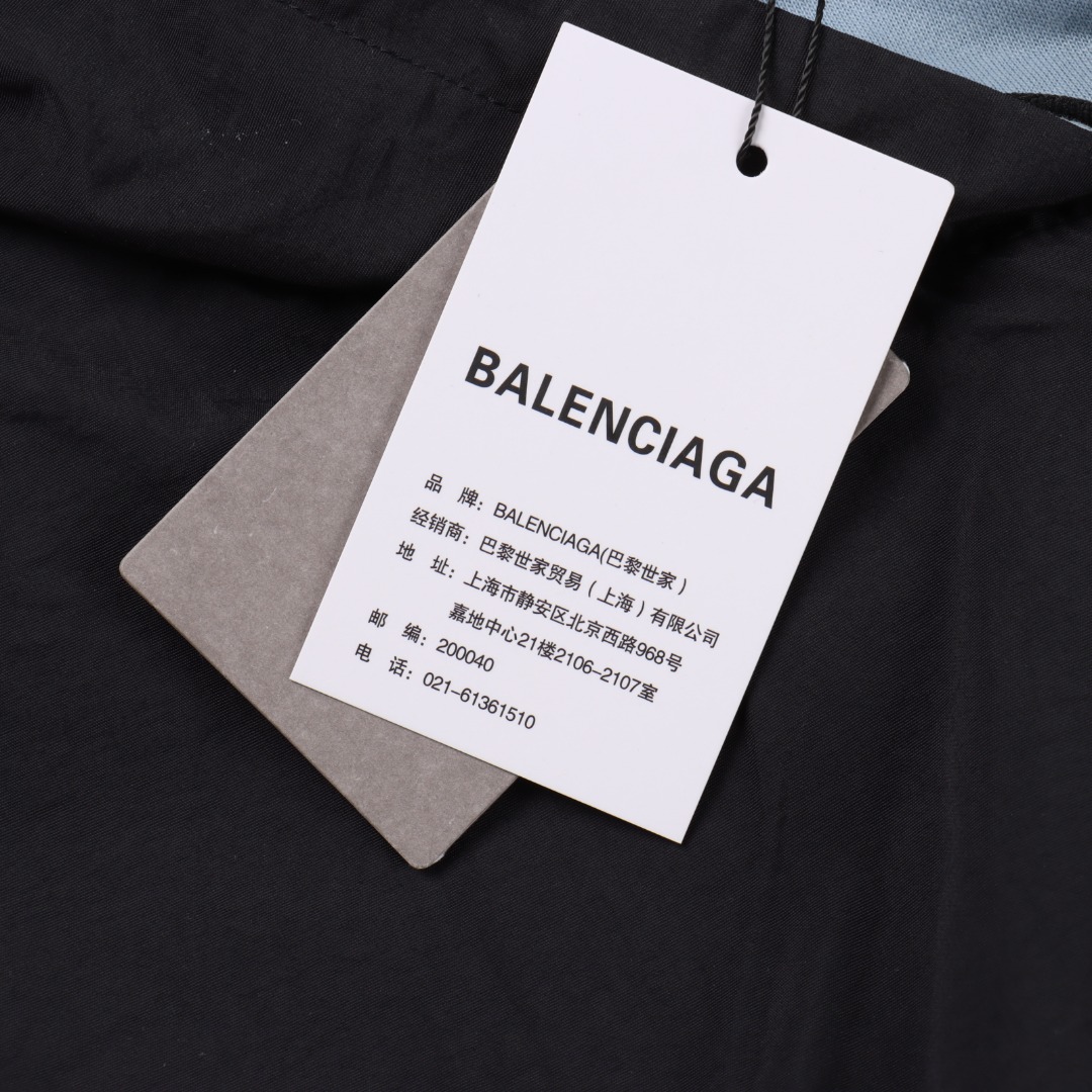 Balenciaga x Under Armour 巴黎世家 安德玛 BLCG × UA 25SS 跨界联名雾霾蓝正反穿冲锋衣夹克