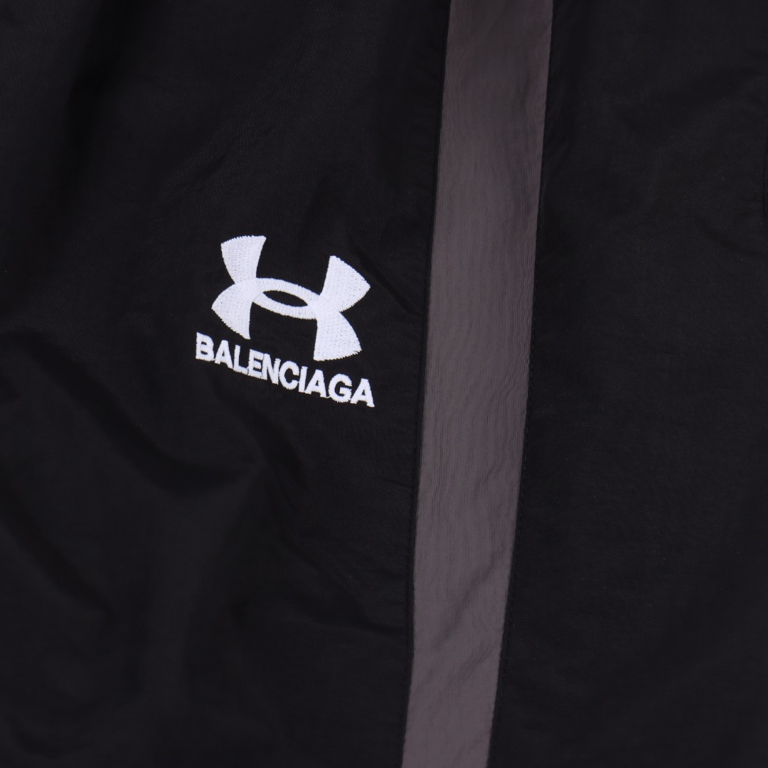 Balenciaga x Under Armour 巴黎世家 安德玛 BLCG × UA 25SS 跨界联名雾霾蓝长裤