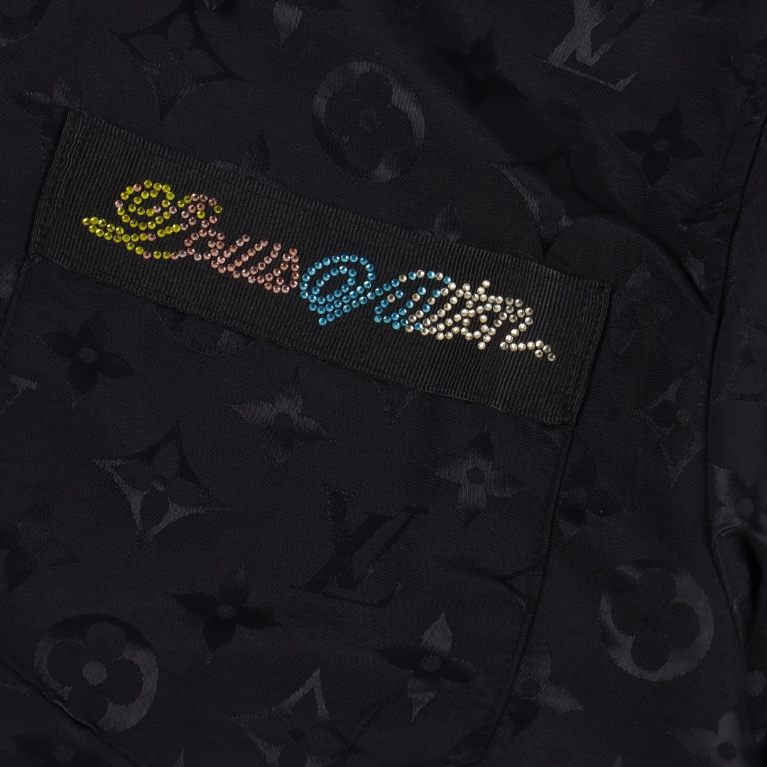 Louis Vuitton/路易威登 满印提花闪钻彩色字母长袖衬衫