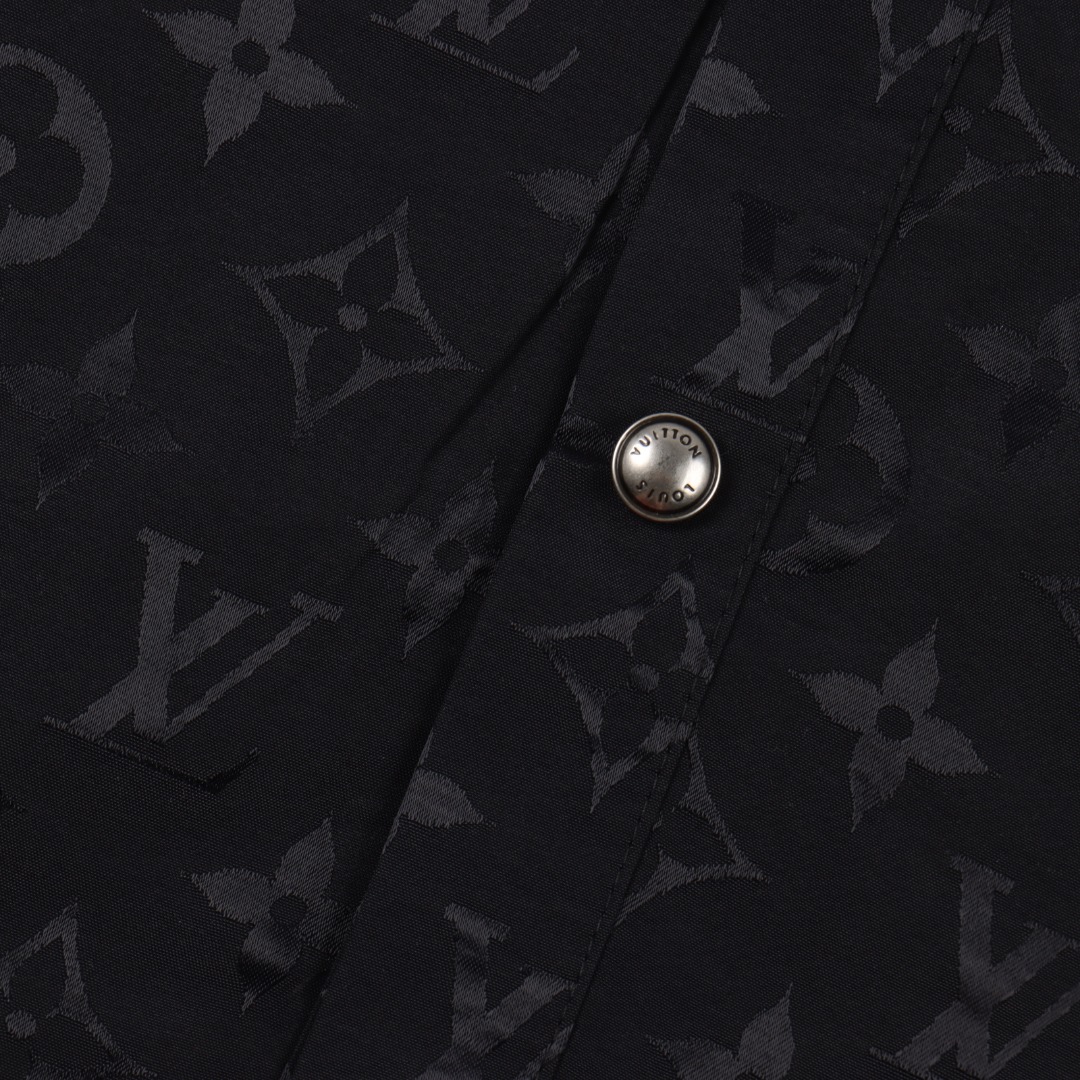 Louis Vuitton/路易威登 满印提花闪钻彩色字母长袖衬衫