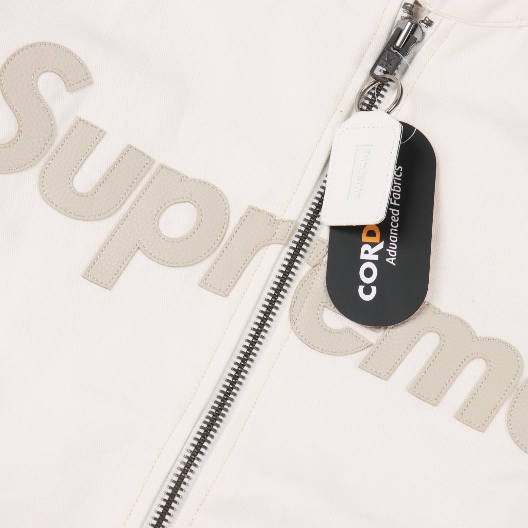 Supreme x Vanson Leathers x Cordura 联名款 SS25 WEEK13 Cotton Jacket 皮革徽标贴花拉链拼接美式潮流夹克外套-Chinese UA Cheap High Quatity Brand Clothes Bags handbags Sneakers wholesale wholesaler seller from China Factory suppliers Fashion Clothing Shoes best Quality Beautiful Price Supreme x Vanson Leathers x Cordura 联名款 SS25 WEEK13 Cotton Jacket 皮革徽标贴花拉链拼接美式潮流夹克外套