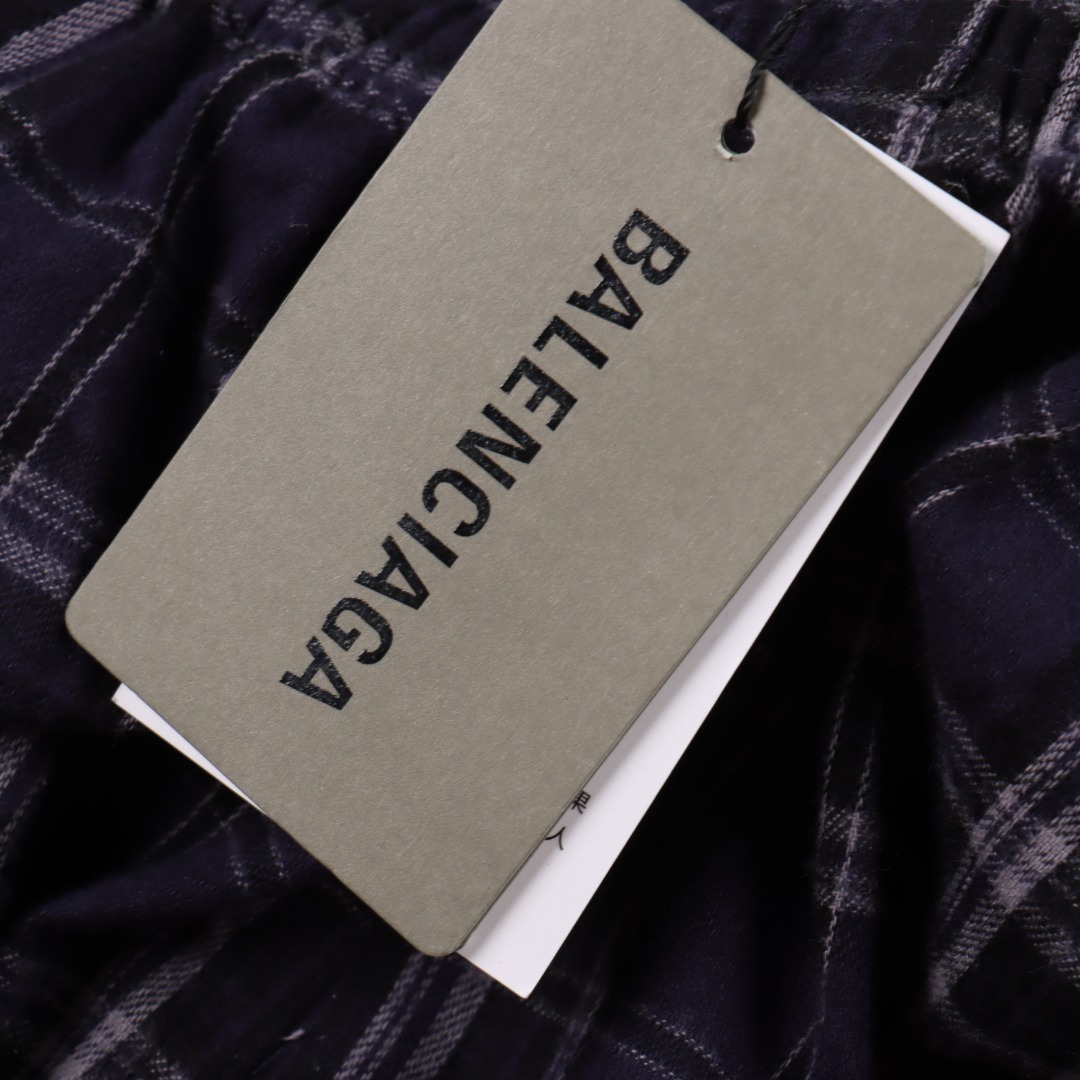 Balenciaga巴黎世家 BLCG 25FW 蓝格纹贴布绣套装长裤-Chinese UA Cheap High Quatity Brand Clothes Bags handbags Sneakers wholesale wholesaler seller from China Factory suppliers Fashion Clothing Shoes best Quality Beautiful Price Balenciaga巴黎世家 BLCG 25FW 蓝格纹贴布绣套装长裤