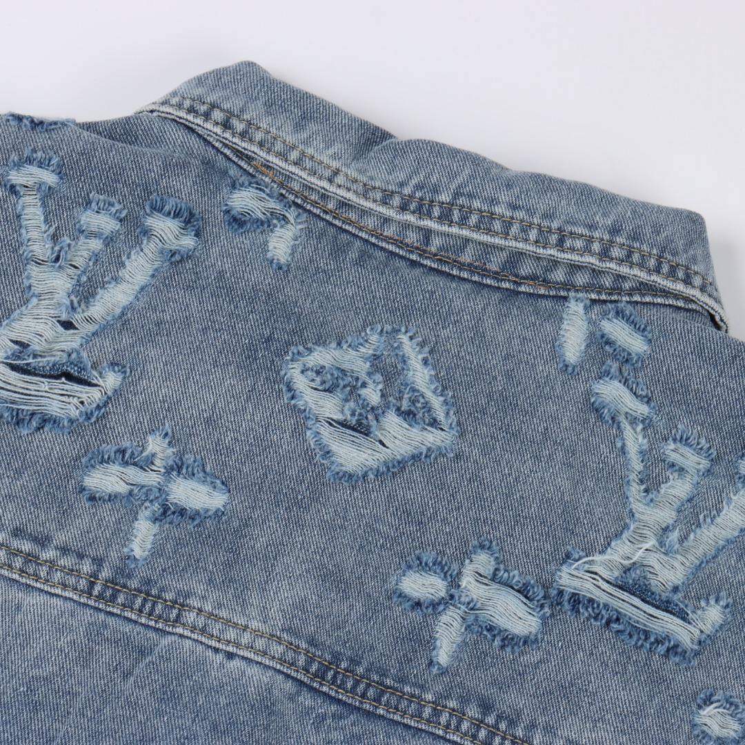 Louis Vuitton路易威登 1V 25FW 猫须破洞老花牛仔夹克外套-Chinese UA Cheap High Quatity Brand Clothes Bags handbags Sneakers wholesale wholesaler seller from China Factory suppliers Fashion Clothing Shoes best Quality Beautiful Price Louis Vuitton路易威登 1V 25FW 猫须破洞老花牛仔夹克外套