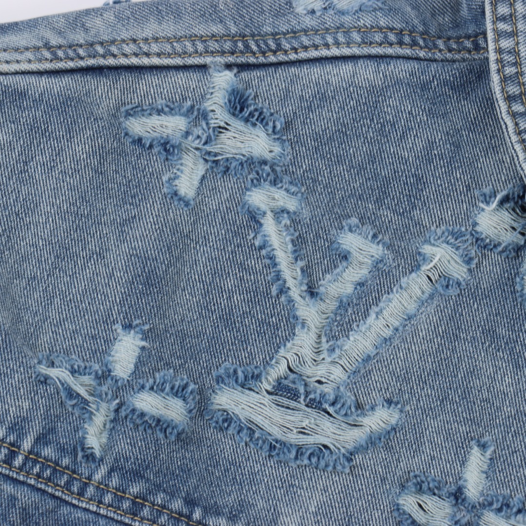 Louis Vuitton路易威登 1V 25FW 猫须破洞老花牛仔夹克外套-Chinese UA Cheap High Quatity Brand Clothes Bags handbags Sneakers wholesale wholesaler seller from China Factory suppliers Fashion Clothing Shoes best Quality Beautiful Price Louis Vuitton路易威登 1V 25FW 猫须破洞老花牛仔夹克外套