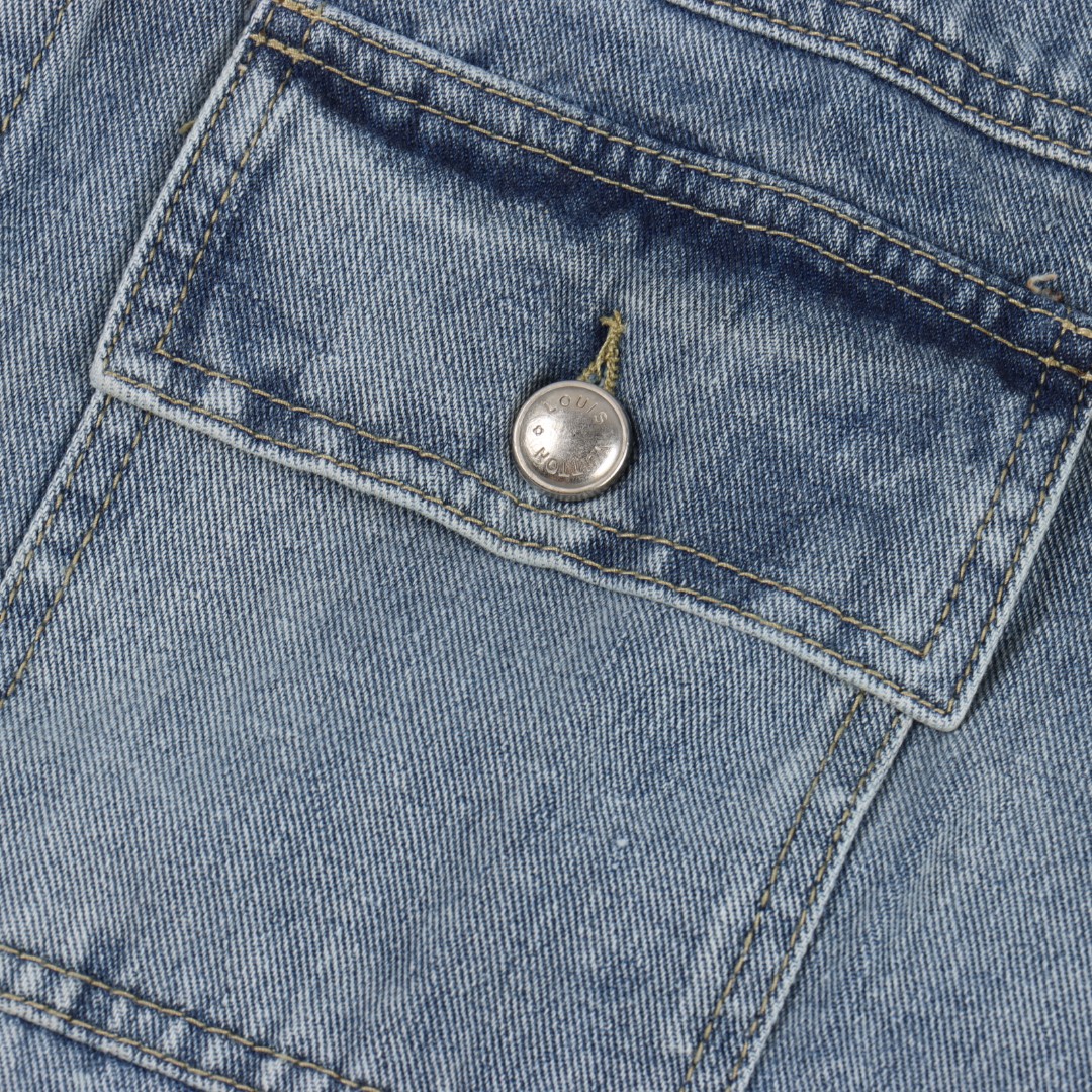 Louis Vuitton路易威登 1V 25FW 猫须破洞老花牛仔夹克外套-Chinese UA Cheap High Quatity Brand Clothes Bags handbags Sneakers wholesale wholesaler seller from China Factory suppliers Fashion Clothing Shoes best Quality Beautiful Price Louis Vuitton路易威登 1V 25FW 猫须破洞老花牛仔夹克外套