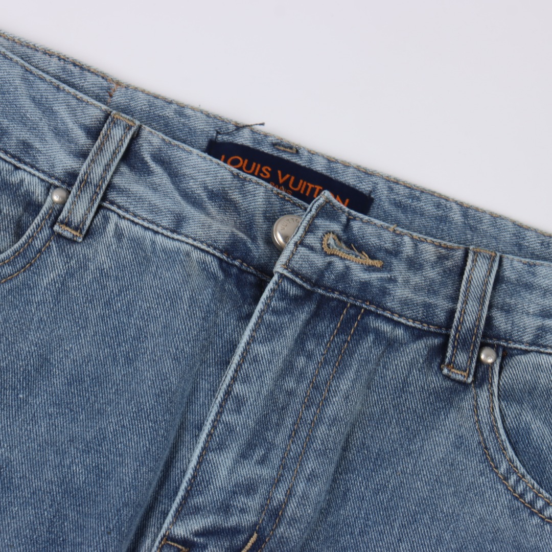 Louis Vuitton路易威登 1V 25FW 猫须破洞老花牛仔长裤-Chinese UA Cheap High Quatity Brand Clothes Bags handbags Sneakers wholesale wholesaler seller from China Factory suppliers Fashion Clothing Shoes best Quality Beautiful Price Louis Vuitton路易威登 1V 25FW 猫须破洞老花牛仔长裤