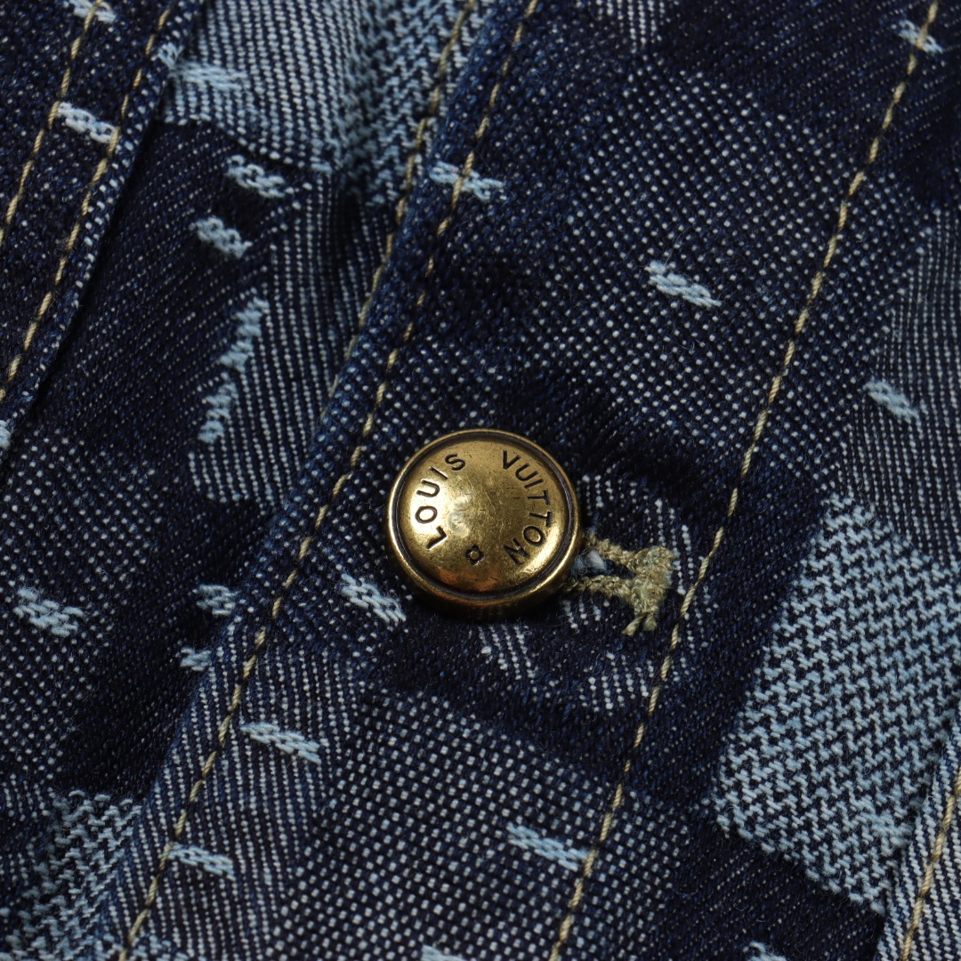 Louis Vuitton 路易威登 1V 25FW 虚线滑板提花牛仔夹克外套-Chinese UA Cheap High Quatity Brand Clothes Bags handbags Sneakers wholesale wholesaler seller from China Factory suppliers Fashion Clothing Shoes best Quality Beautiful Price Louis Vuitton 路易威登 1V 25FW 虚线滑板提花牛仔夹克外套