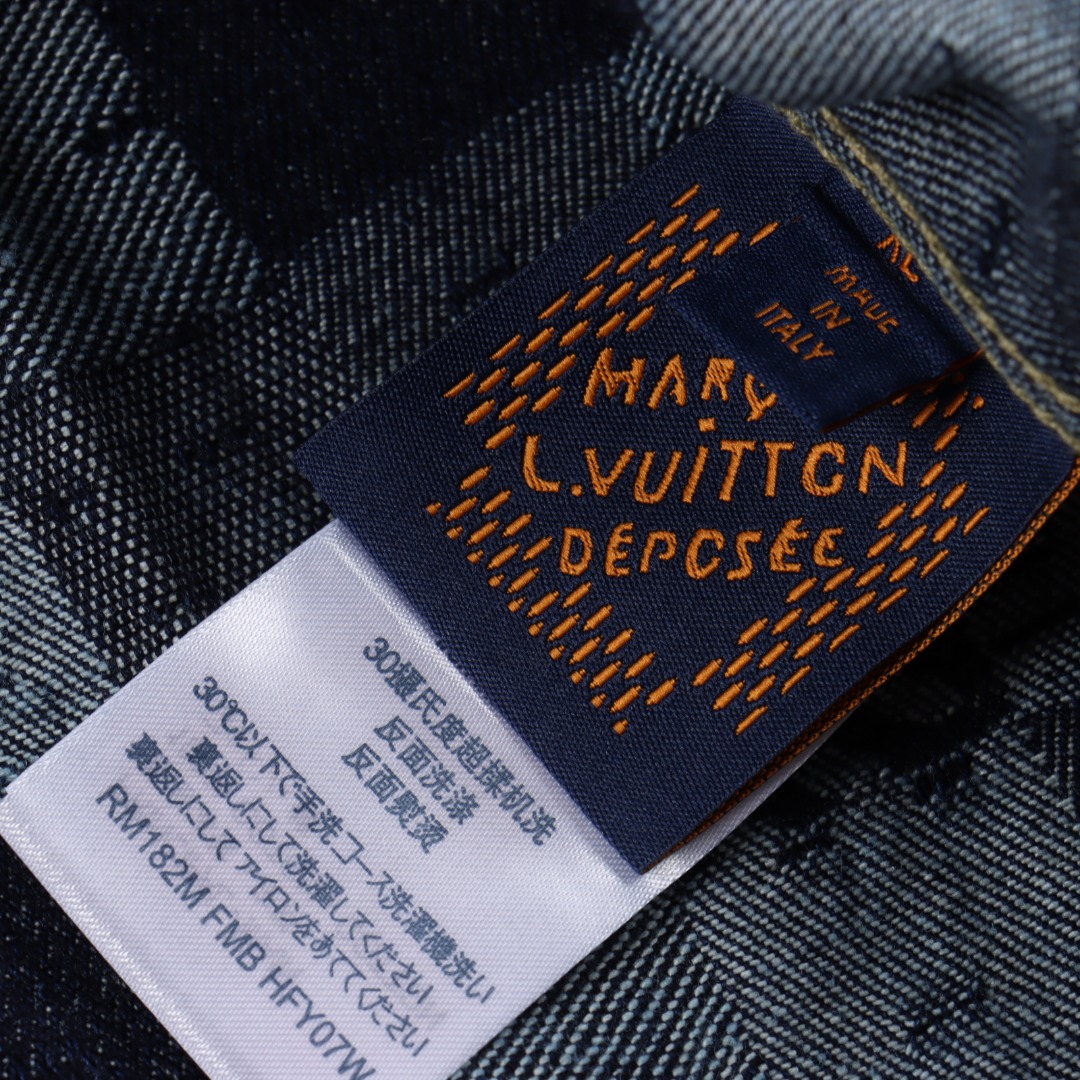 Louis Vuitton 路易威登 1V 25FW 虚线滑板提花牛仔夹克外套-Chinese UA Cheap High Quatity Brand Clothes Bags handbags Sneakers wholesale wholesaler seller from China Factory suppliers Fashion Clothing Shoes best Quality Beautiful Price Louis Vuitton 路易威登 1V 25FW 虚线滑板提花牛仔夹克外套