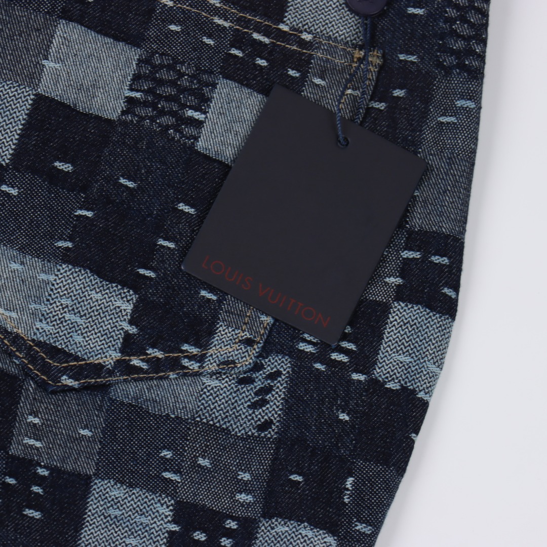 Louis Vuitton 路易威登 1V 25FW 虚线滑板提花牛仔长裤-Chinese UA Cheap High Quatity Brand Clothes Bags handbags Sneakers wholesale wholesaler seller from China Factory suppliers Fashion Clothing Shoes best Quality Beautiful Price Louis Vuitton 路易威登 1V 25FW 虚线滑板提花牛仔长裤