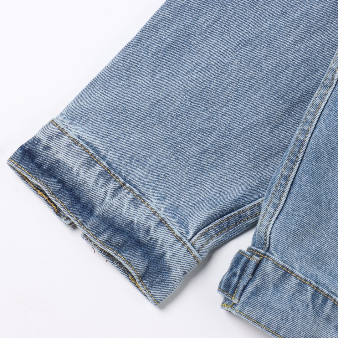 Louis Vuitton 路易威登 1V 25FW 口袋镂空绣花牛仔夹克外套-Chinese UA Cheap High Quatity Brand Clothes Bags handbags Sneakers wholesale wholesaler seller from China Factory suppliers Fashion Clothing Shoes best Quality Beautiful Price Louis Vuitton 路易威登 1V 25FW 口袋镂空绣花牛仔夹克外套