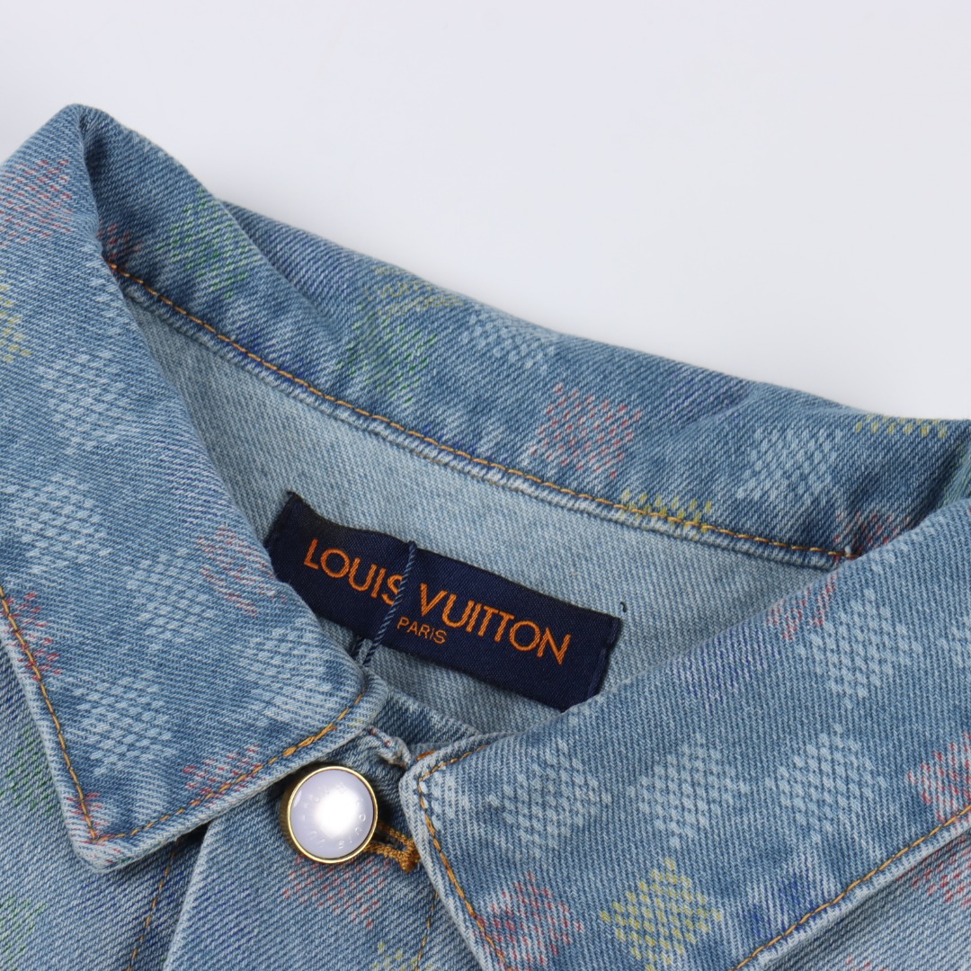 Louis Vuitton路易威登 1V 25FW 五彩小棋盘格满印牛仔夹克外套-Chinese UA Cheap High Quatity Brand Clothes Bags handbags Sneakers wholesale wholesaler seller from China Factory suppliers Fashion Clothing Shoes best Quality Beautiful Price Louis Vuitton路易威登 1V 25FW 五彩小棋盘格满印牛仔夹克外套