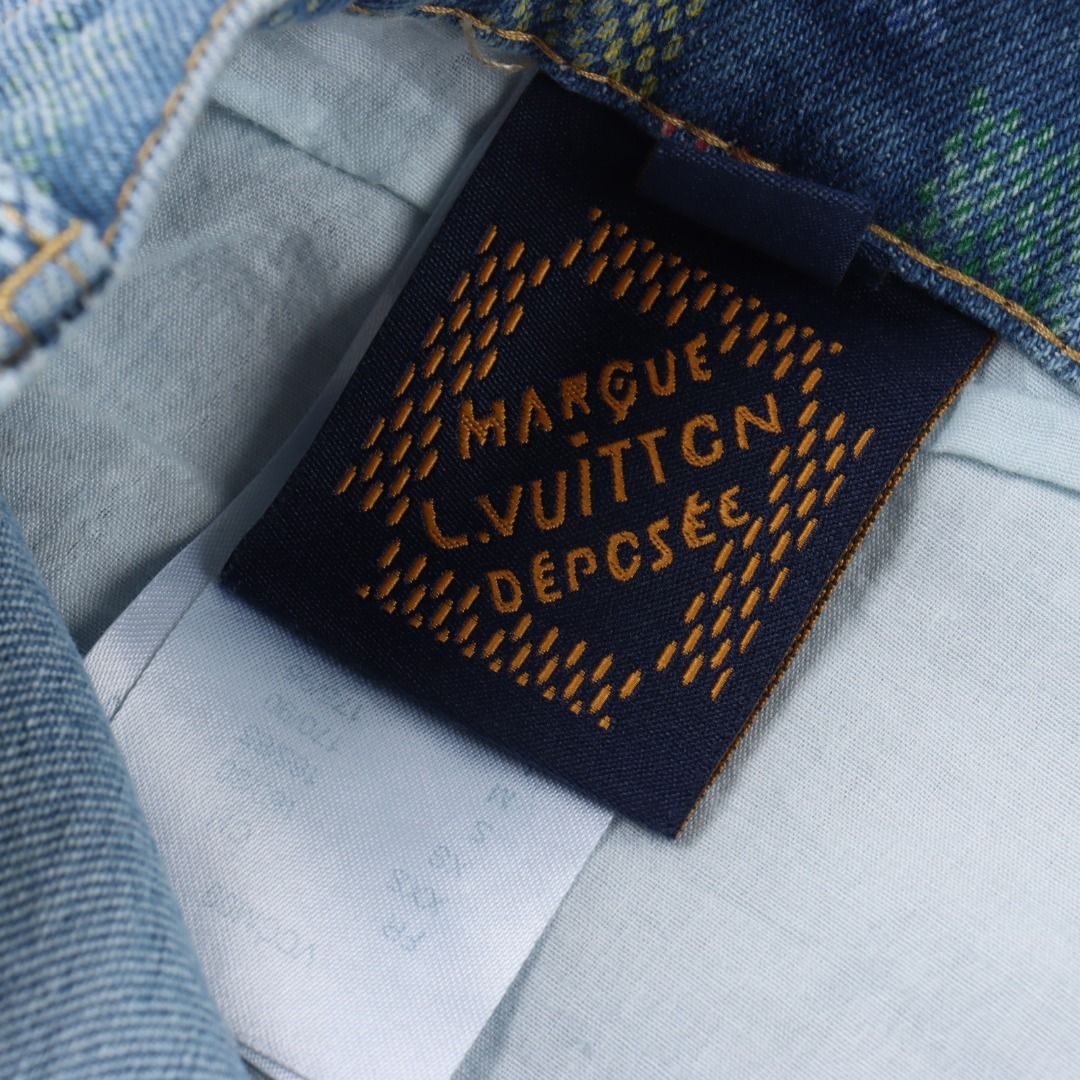 Louis Vuitton路易威登 1V 25FW 五彩小棋盘格满印牛仔夹克外套-Chinese UA Cheap High Quatity Brand Clothes Bags handbags Sneakers wholesale wholesaler seller from China Factory suppliers Fashion Clothing Shoes best Quality Beautiful Price Louis Vuitton路易威登 1V 25FW 五彩小棋盘格满印牛仔夹克外套