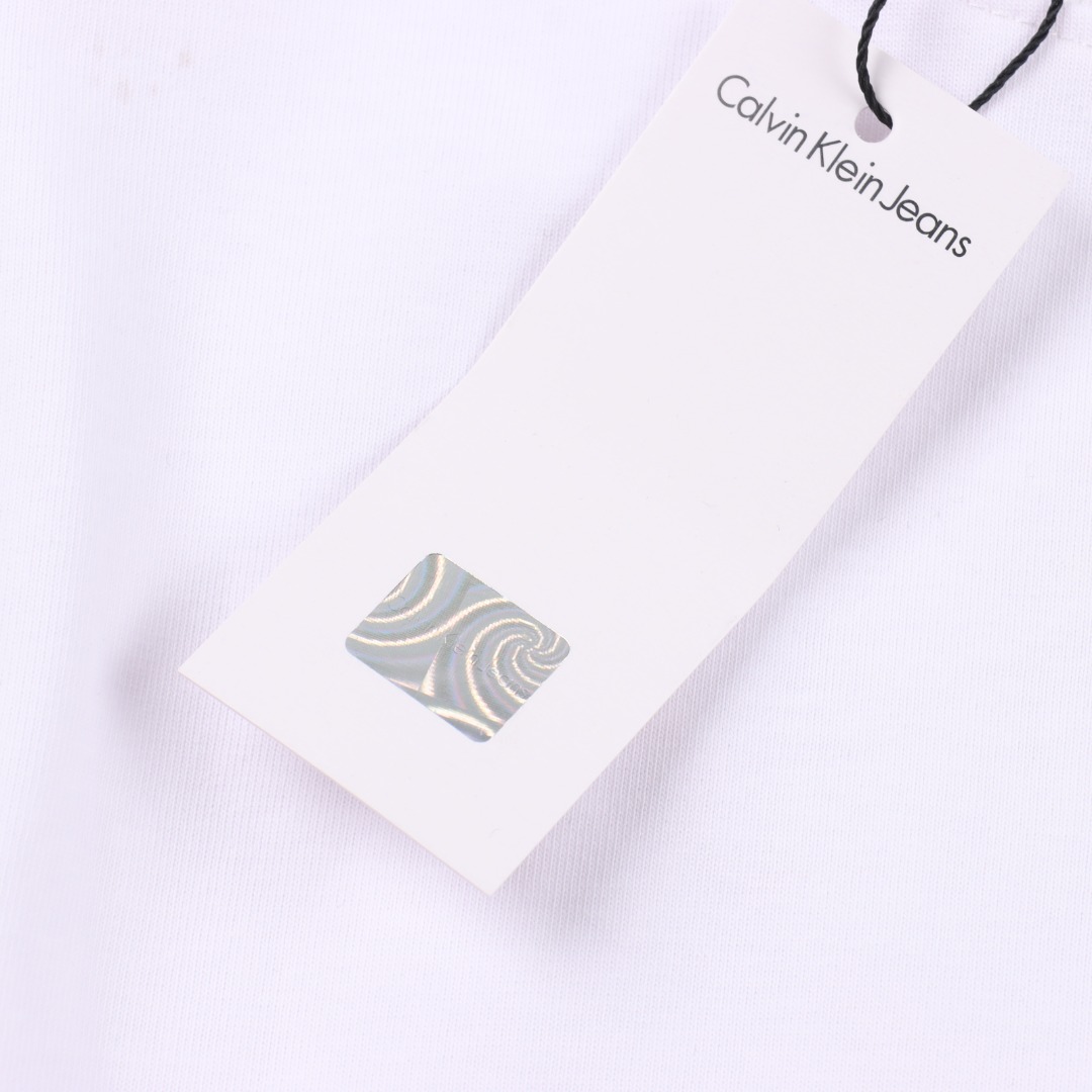 Calvin klein 背后字母浮雕长袖T恤 黑色 白色-Chinese UA Cheap High Quatity Brand Clothes Bags handbags Sneakers wholesale wholesaler seller from China Factory suppliers Fashion Clothing Shoes best Quality Beautiful Price Calvin klein 背后字母浮雕长袖T恤 黑色 白色