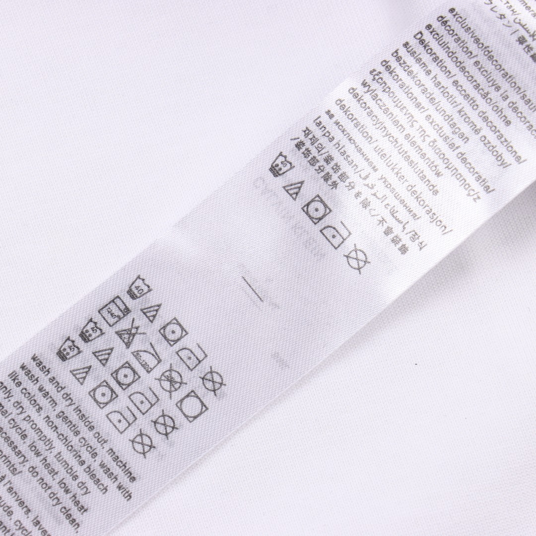 Calvin klein 背后字母浮雕长袖T恤 黑色 白色-Chinese UA Cheap High Quatity Brand Clothes Bags handbags Sneakers wholesale wholesaler seller from China Factory suppliers Fashion Clothing Shoes best Quality Beautiful Price Calvin klein 背后字母浮雕长袖T恤 黑色 白色