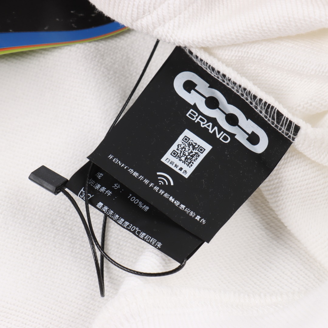 GOODBRAND 钻碎颓破连帽卫衣 黑色 白色-Chinese UA Cheap High Quatity Brand Clothes Bags handbags Sneakers wholesale wholesaler seller from China Factory suppliers Fashion Clothing Shoes best Quality Beautiful Price GOODBRAND 钻碎颓破连帽卫衣 黑色 白色