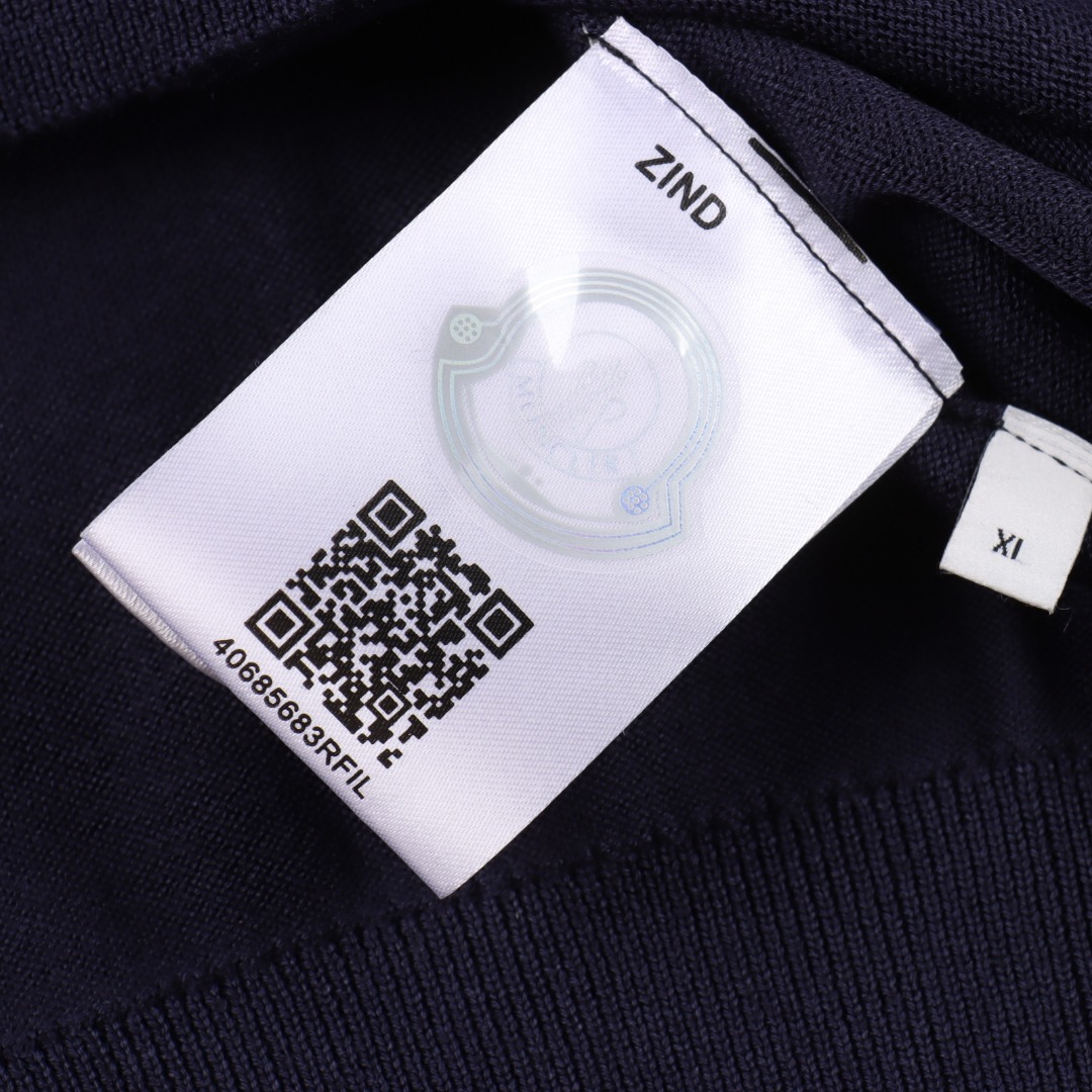 Moncler/蒙口 肩膀条纹桑蚕丝针织毛衣-High Quatity Cheap Brand wholesale wholesaler seller Clothes Bags handbags Sneakers Top Fashion Clothing Shoes from China Factory Chinese suppliers best Quality Beautiful Price Moncler/蒙口 肩膀条纹桑蚕丝针织毛衣