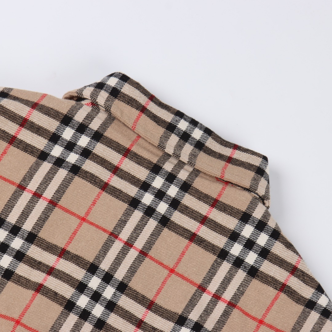 Burberry/巴宝莉 BBR 25FW 经典羊毛格纹羊羔毛棉服外套