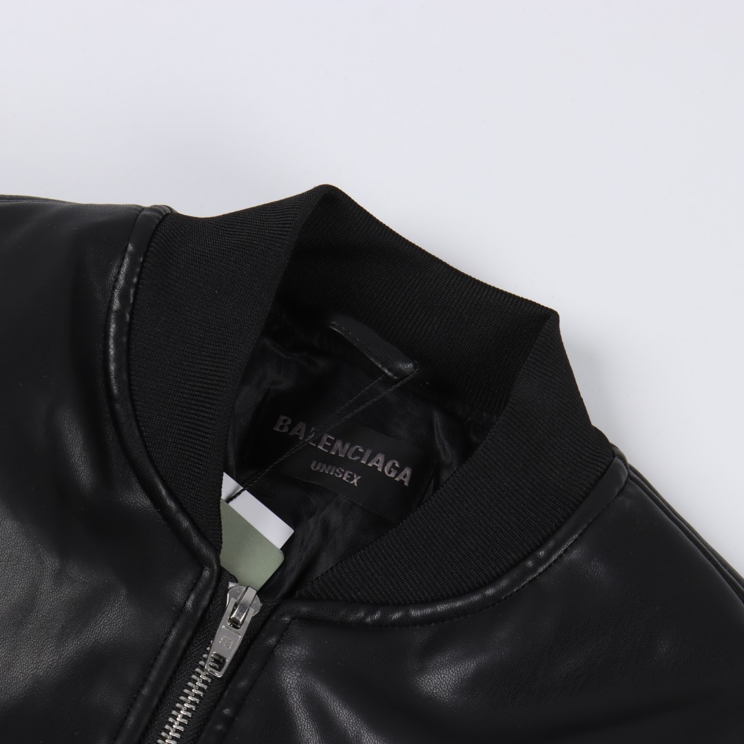 Balenciaga/巴黎世家 BLCG 25FW 兰博基尼联名刺绣棒球飞行皮夹克