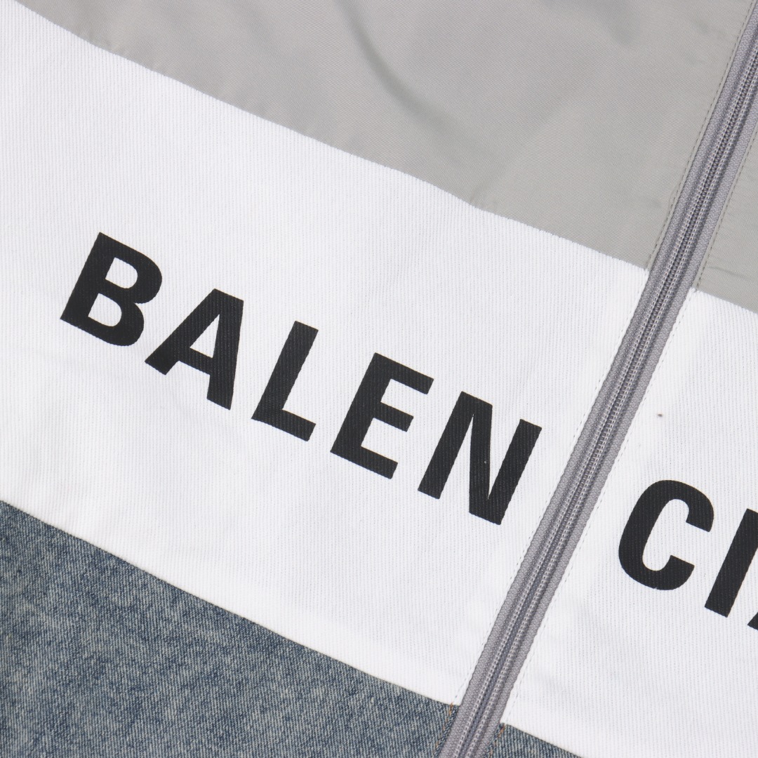 Balenciaga巴黎世家 BLCG 25FW 牛仔拼接标语冲锋衣夹克