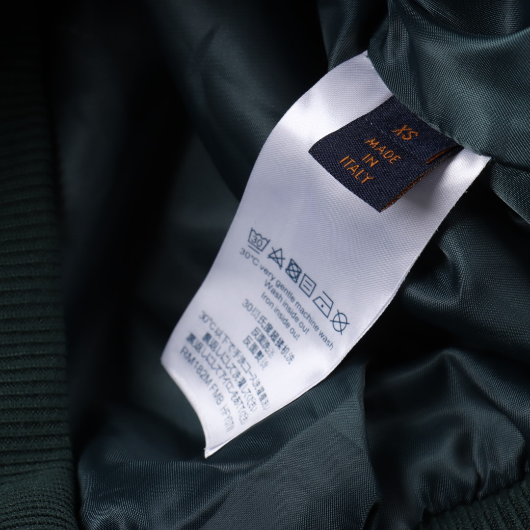 Louis Vuitton/路易威登 1V 25FW 皮标袖口提花摇粒绒棉服外套