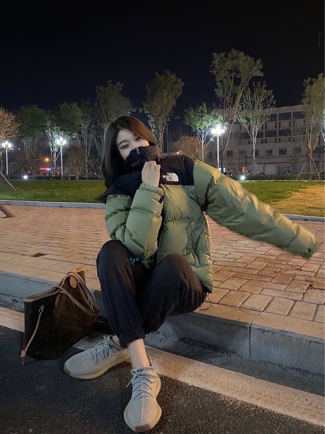 _djW9s_pn-4jaJhAelyFuMeQEsgIBVegwuJ19Etg